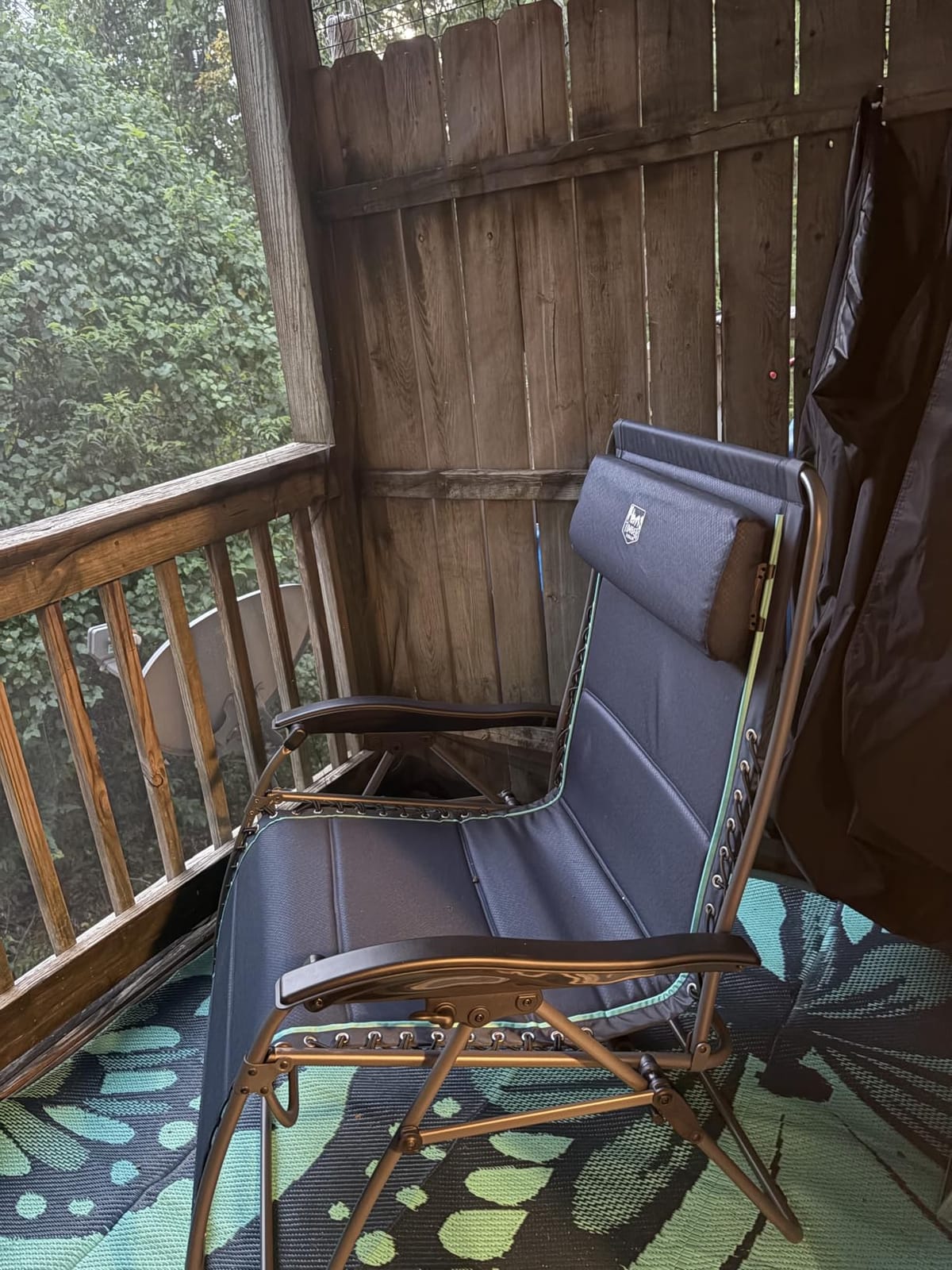 Timber Ridge Oversized Zero Gravity Chair, 33In Wide XXL Zero Gravity Reclining Chair with Side Table, Full Padded Lounge Chair for Outdoor Camping Patio Lawn, Heavy Duty Supports 500lbs, Blue-1 Pack customer photo 1