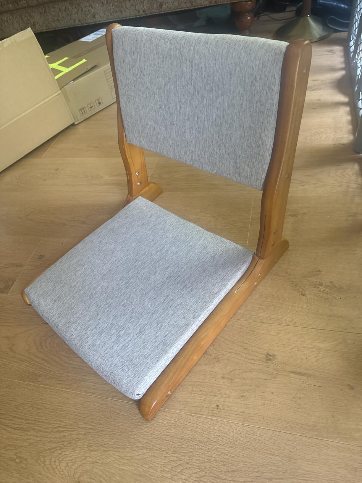 HollyHOME Floor Chair with Back Support, Foldable Japanese Style Floor Chair, Wood Legless Tatami Chair with Cushion, Accent Meditation Floor Seat for Bay Window, Living Room, Bedroom, Grey customer photo 2