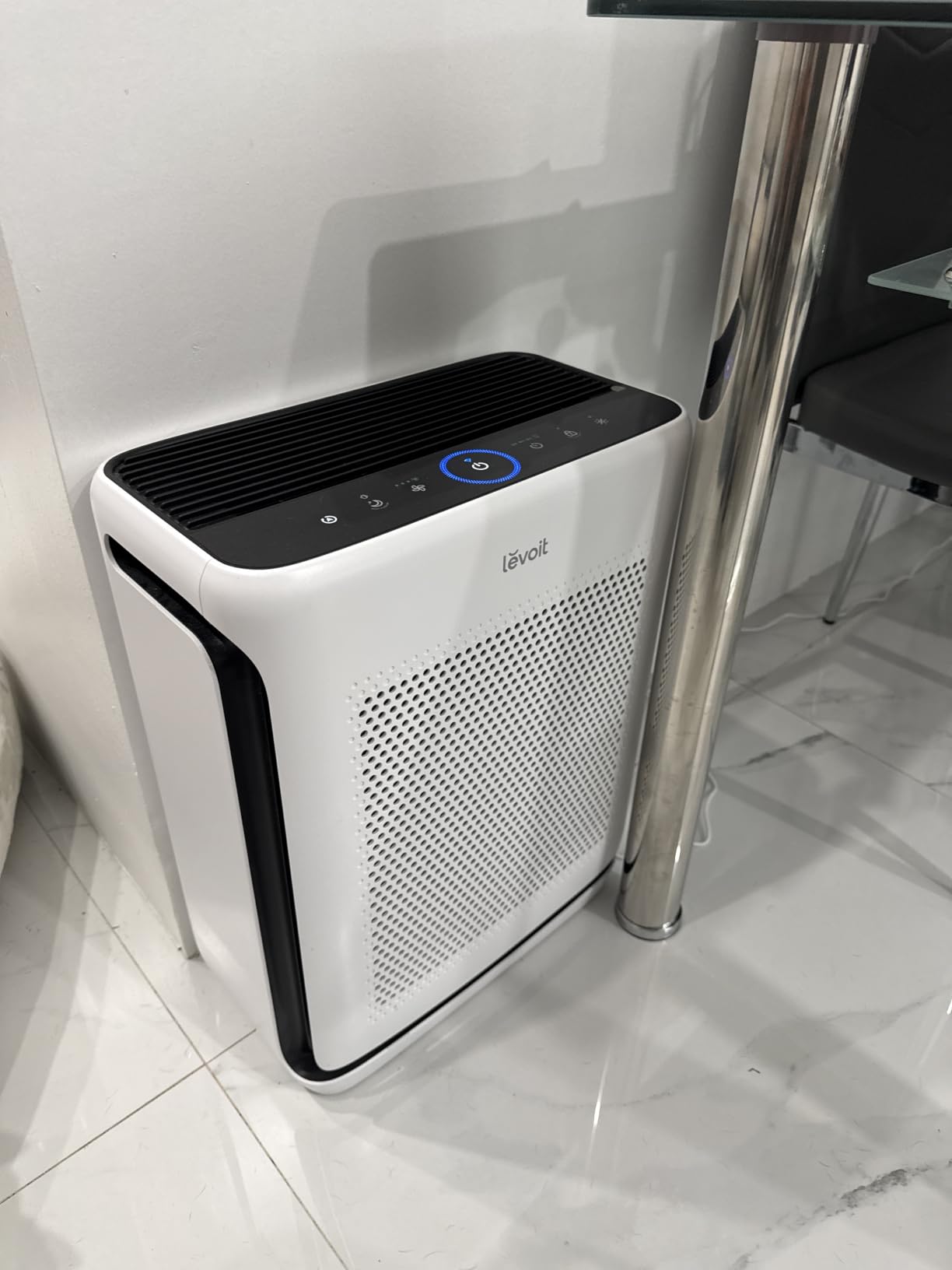 LEVOIT Air Purifiers for Home Large Room Up to 1875 Ft2 with Washable Pre-Filter, AHAM VERIFIDE, Air Quality Monitor, HEPA Sleep Mode for Allergies, Pet Hair in Bedroom, Vital 200S-P, White customer photo 2