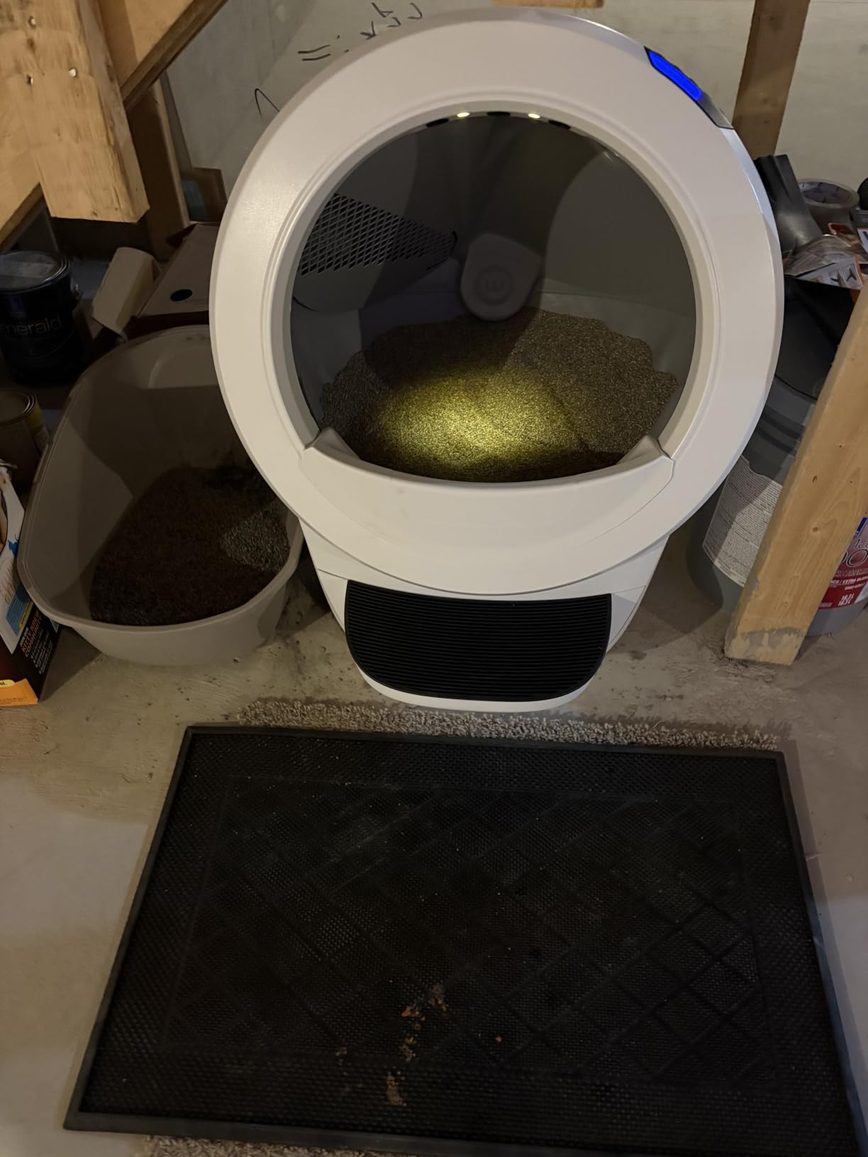 Litter-Robot 4 with Step & Fence by Whisker, Black | Automatic, Self-Cleaning Cat Litter Box, Helps Reduce Litter Box Odors, Never Scoop Again, Includes 1 Year of WhiskerCare customer photo 2