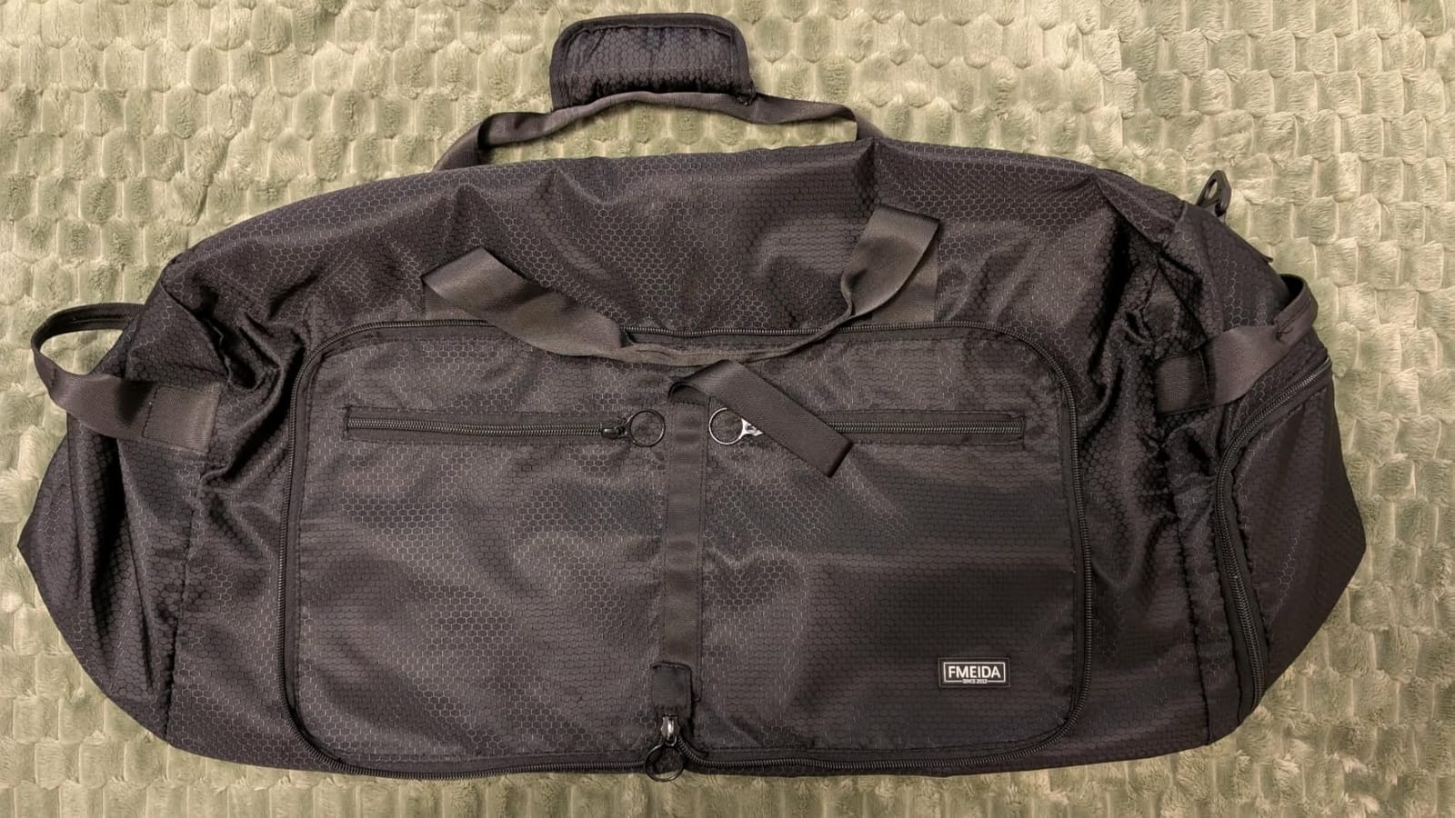 Fmeida 65L Duffle Bag Foldable Travel Duffel Bags for Men Women Travel Bag | Shoes Compartment, 65L Large Capacity, Foldable, Packable, Water Repellent, Tear Resistant, for Traveling Gym Overnight Camp customer photo 1