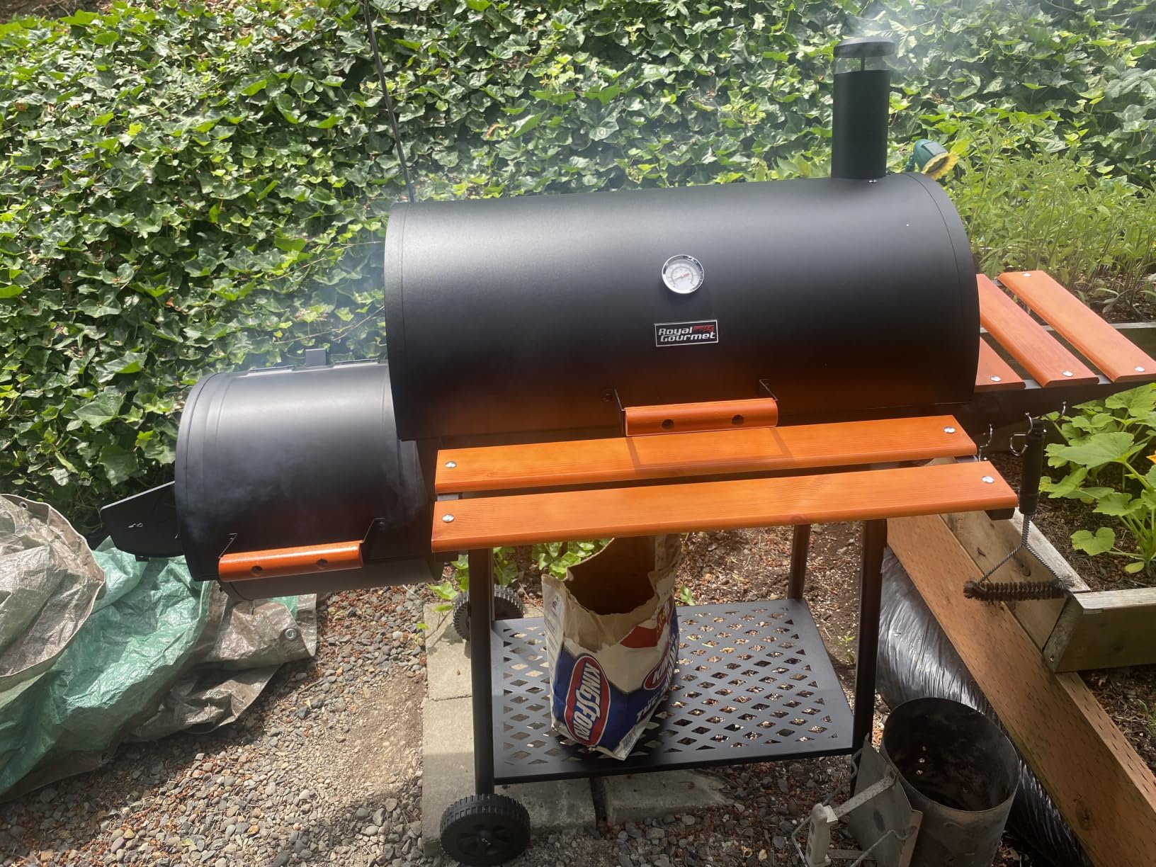 Royal Gourmet CC1830W 30-Inch Charcoal Grill with Offset Smoker, 811 Sq. In. customer photo 1