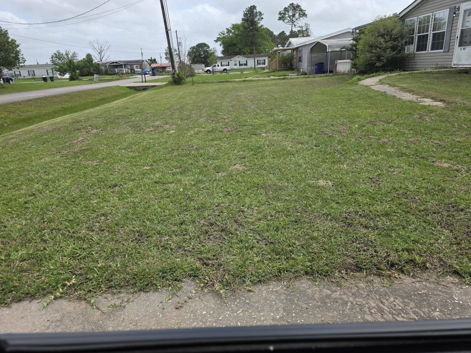 Remote Controlled Lawn Mower| 55 Degree Slope Capability | Hybrid Self-Charging Dual Battery | Brushless Motors | Zero Turn | Adjustable Cutting Deck customer photo 1