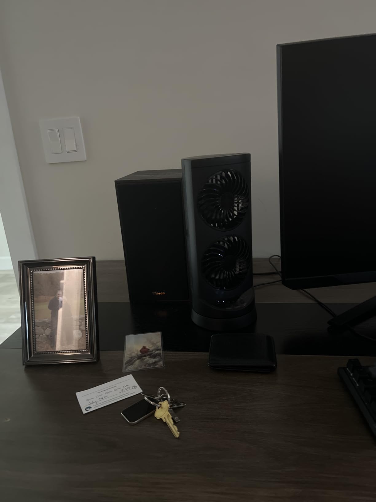 Personal Tower Cooling Fans that Blow Cold Air, Standing Small Desk Fan with 3 Speeds & Timer, 60° & 110° Oscillating Table Fan, Quiet and Safe Electric Floor Fan for Bedroom, Bedside, Home, Office customer photo 2