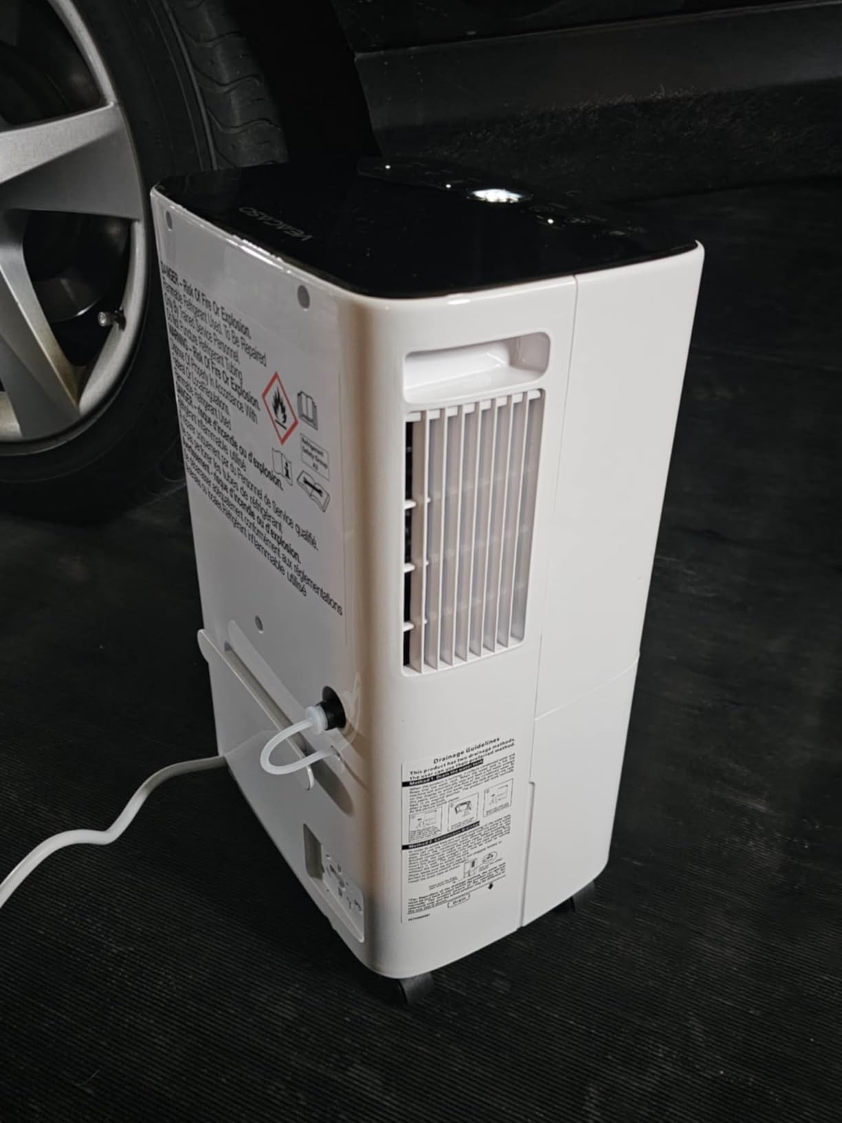 VEAGASO 34 Pint/D Dehumidifier for Basement with Drain Hose, 2500 Sq.Ft Dehumidifiers for Home, Bathroom, Bedroom - 3 Modes, 24H Time, 40dB, 0.53 Gallon Water Tank, Intelligent Humidity Control customer photo 2
