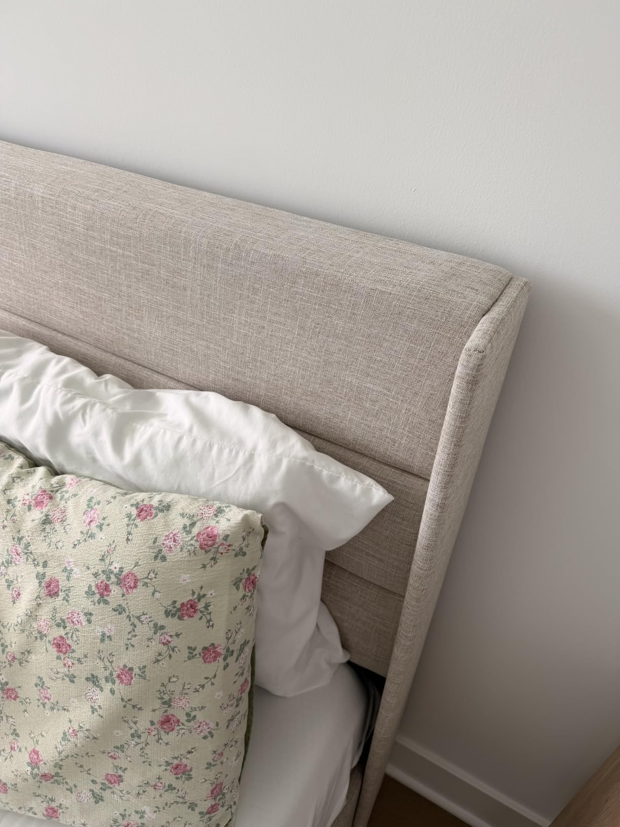 Allewie King Size Lift Up Hydraulic Storage Bed Frame Light Beige | Modern Wingback Headboard, Hydraulic Support Storage, No Box Spring Needed customer photo 2