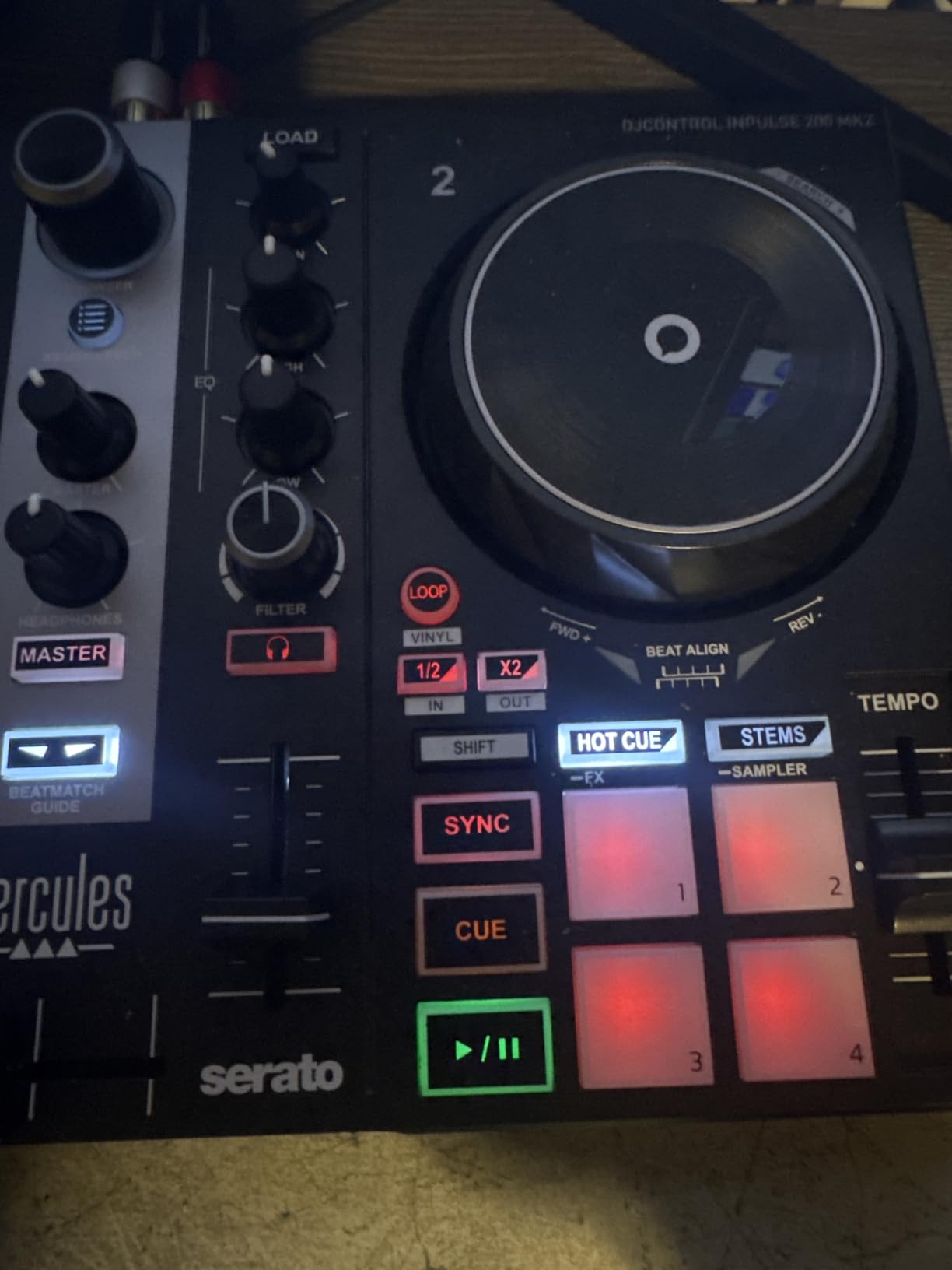 Hercules DJControl Inpulse 200 MK2 - Ideal DJ Controller for Learning to Mix customer photo 1