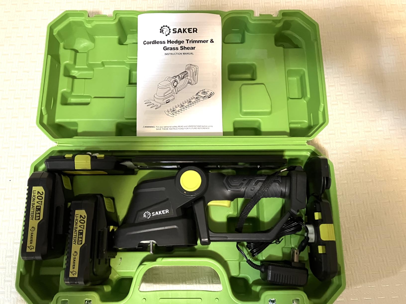Saker 20V Cordless Hedge Trimmer, 2 in 1 Bush Trimmer with 2 Battery, Electric Shrub Trimmer Grass Shears, Handheld Grass Cutter, Hedge Shear with Rechargeable Battery and Charger for Garden Lawn customer photo 1