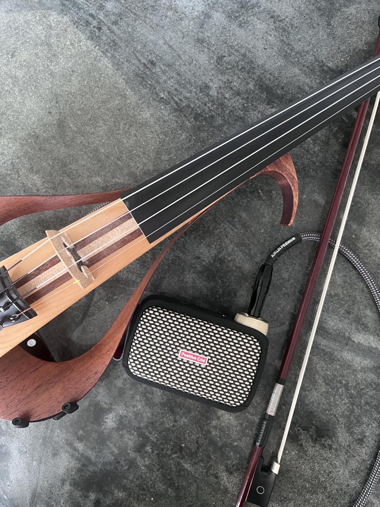 Positive Grid Spark GO 5W Ultra-Portable Smart Guitar Amp & Speaker | Ultra-portable amp & Bluetooth speaker in one. 33 amps, 43 effects, 100k+ tones, Spark AI customer photo 2