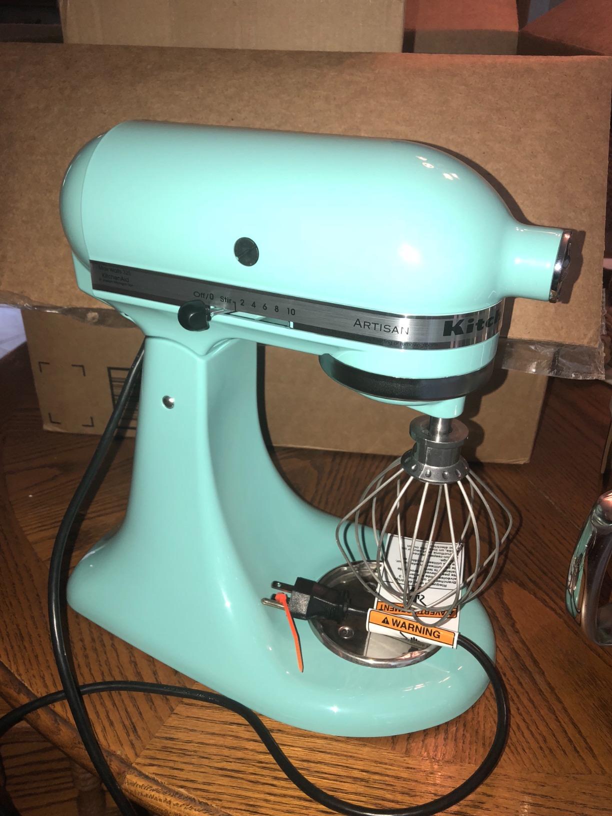 KitchenAid Artisan Series 5 Quart Tilt Head Stand Mixer, KSM150PS, Porcelain White customer photo 2