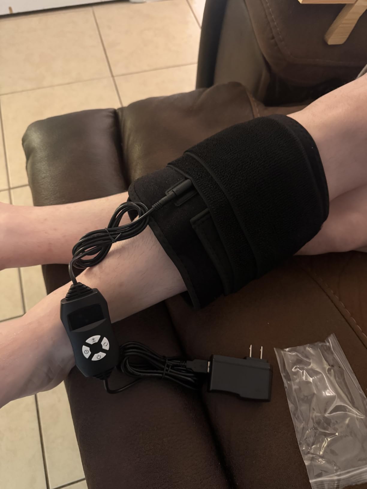 bonodave Red Light Therapy Pad for Body Back Knee Shoulder Hands Feet 660nm 850nm Home Use 3 Chips in 1 Infrared Wrap Belt Gift for Women Men (Corded) customer photo 1
