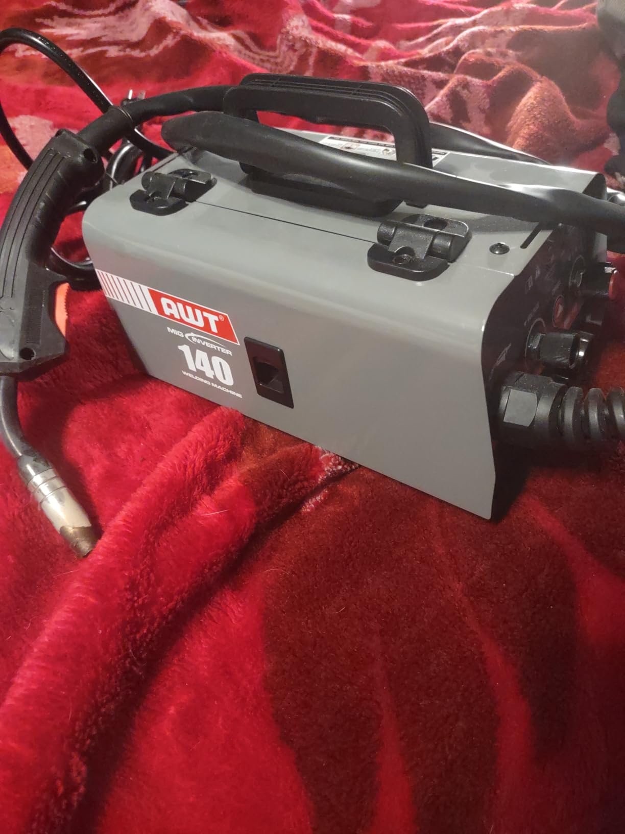 AWT MIG Welder 140A, 2 in 1 Welding Machine, Welder Machine 110V | Flux Core MIG Welder/Stick 2 in 1 Welding Machine, 110V With Synergy IGBT Inverter, Portable Gasless Welder Equipment customer photo 1