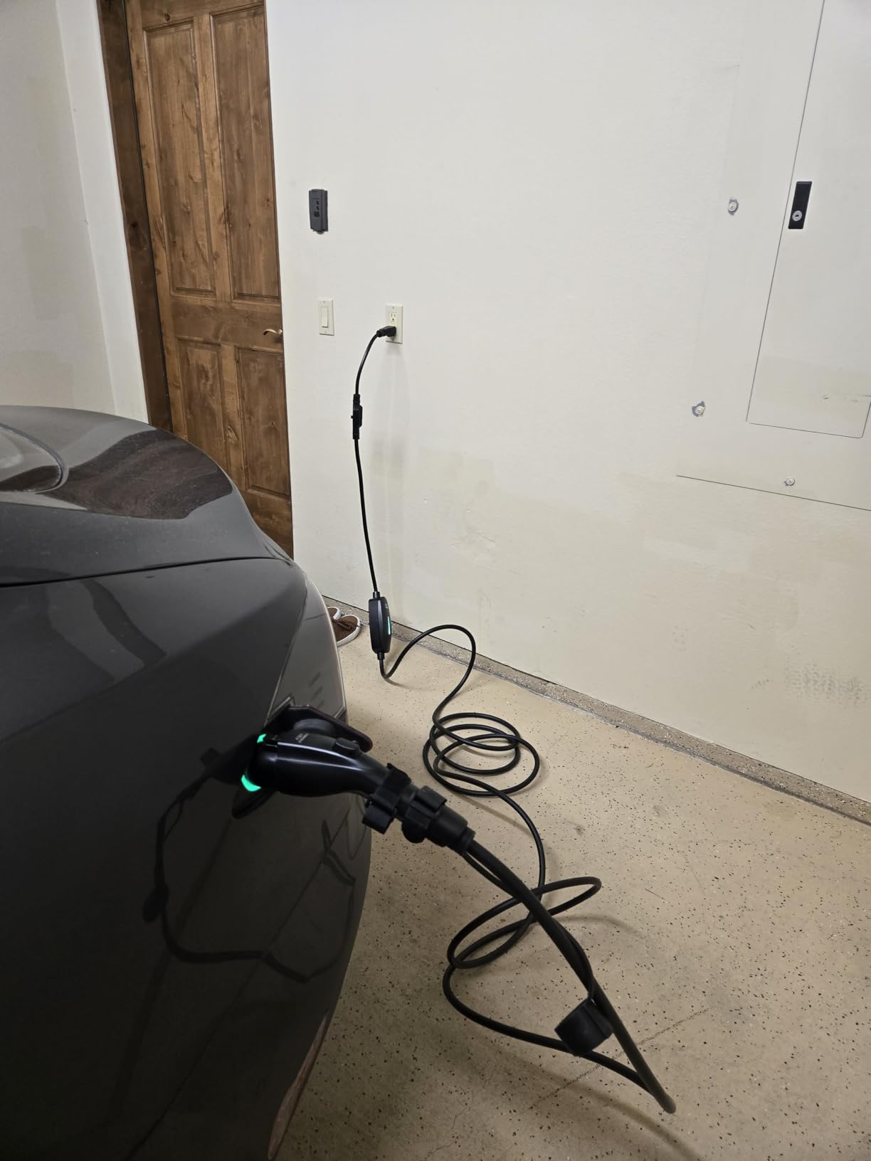 EVDANCE Level 1&2 EV Charger, Electric Vehicle Portable Charger with 25FT Cable, ETL Listed J1772 EVSE for All EVs & PHEVs, 12A 120V/16A 240V (NEMA 5-15 & 6-20 Standard Home Plug) customer photo 2