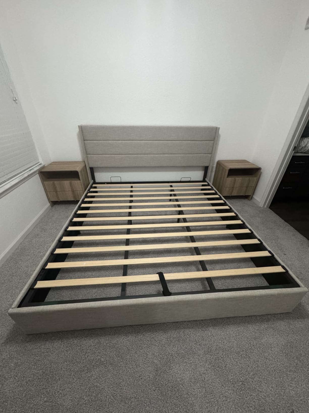 Allewie Queen Size Lift Up Storage Bed, Modern Wingback Headboard, Hydraulic Support, No Box Spring Needed, Light Beige customer photo 2