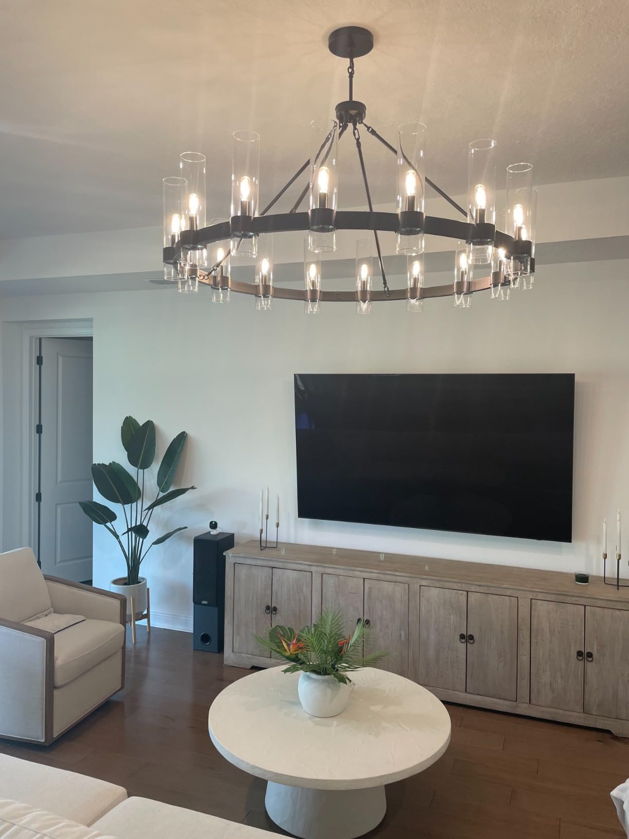 48 Inch Black Wagon Wheel Chandelier with Glass Shade, 16 Lights, Modern Farmhouse Style, Ideal for Dining Room, Kitchen, Entryways customer photo 2