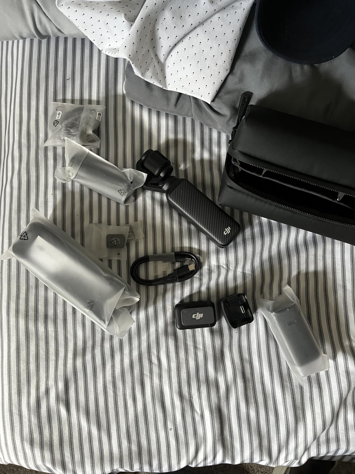 DJI Osmo Pocket 3 Creator Combo, 1