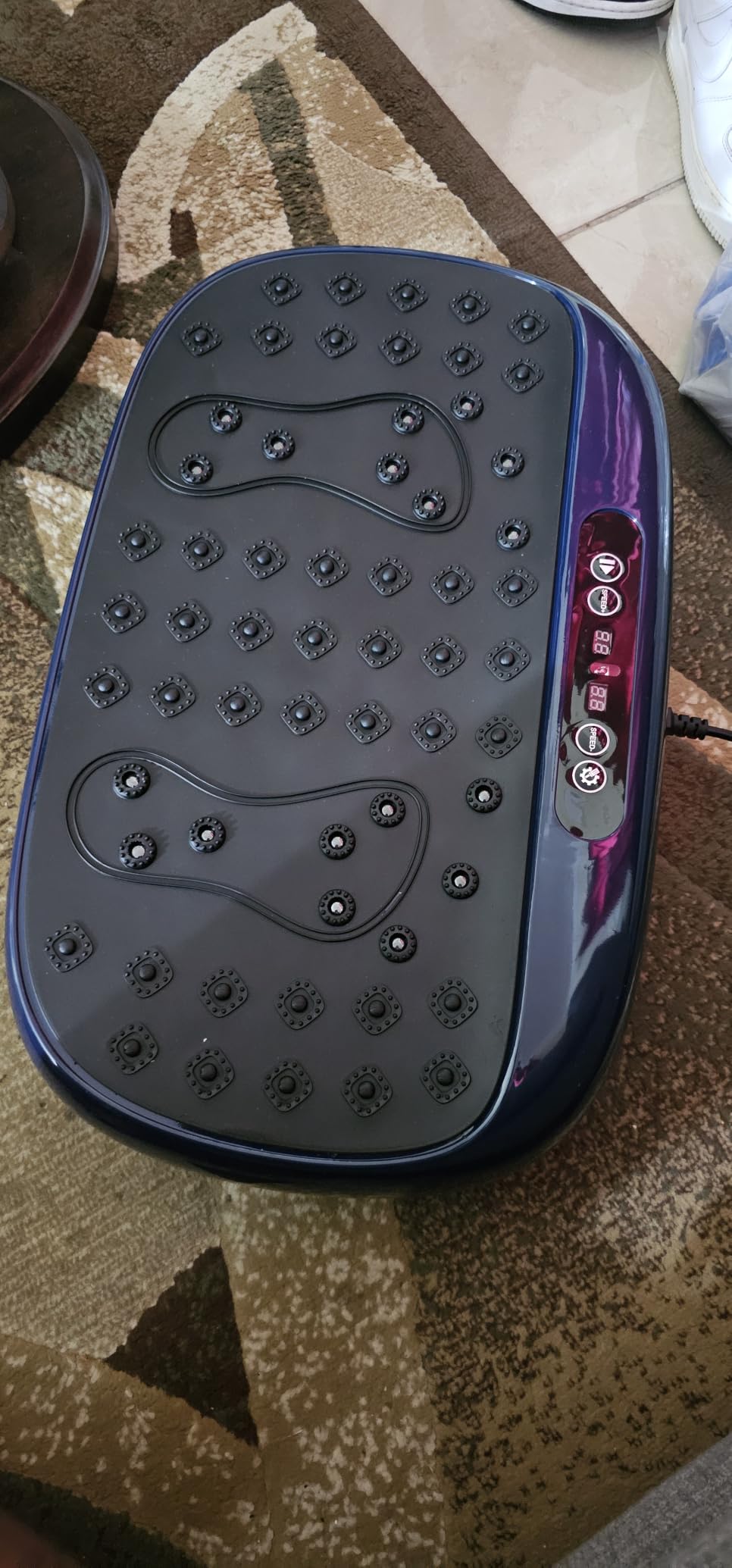 Lifepro HexaPlate Lite Vibration Plate Exercise Machine - Magnetic Acupoints, 99 Speeds & 10 Presets Vibration Platform Machine with Resistance Bands - Vibrating Plate for Lymphatic Drainage & Toning customer photo 2