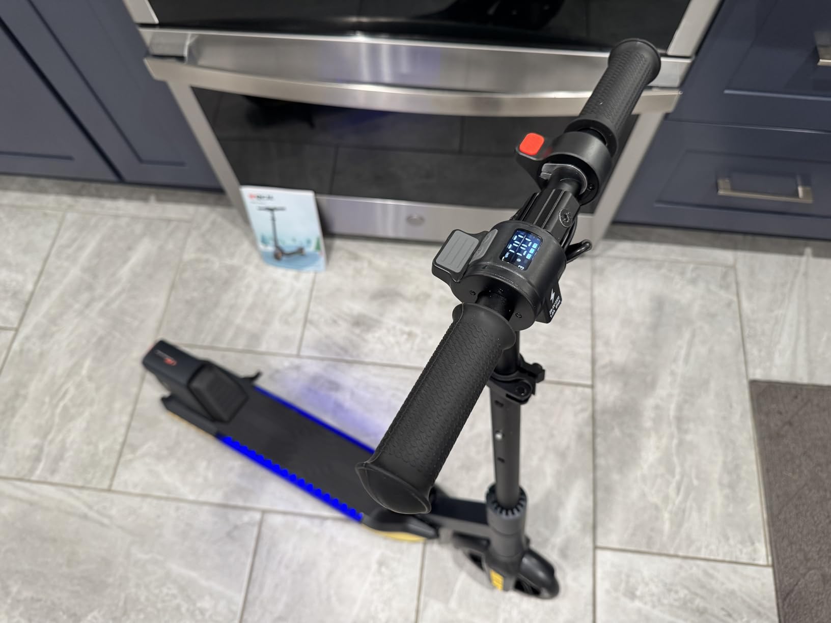 FanttikRide C9 Pro Kids Electric Scooter Ages 8-12, Colorful Rainbow Lights, E-Scooter for Kids 3.9-5.2 ft, 132 lbs, 5 Miles Range, Up to 40 min Ride Time, 5/8/10 MPH, 3 Adjustable Heights customer photo 1