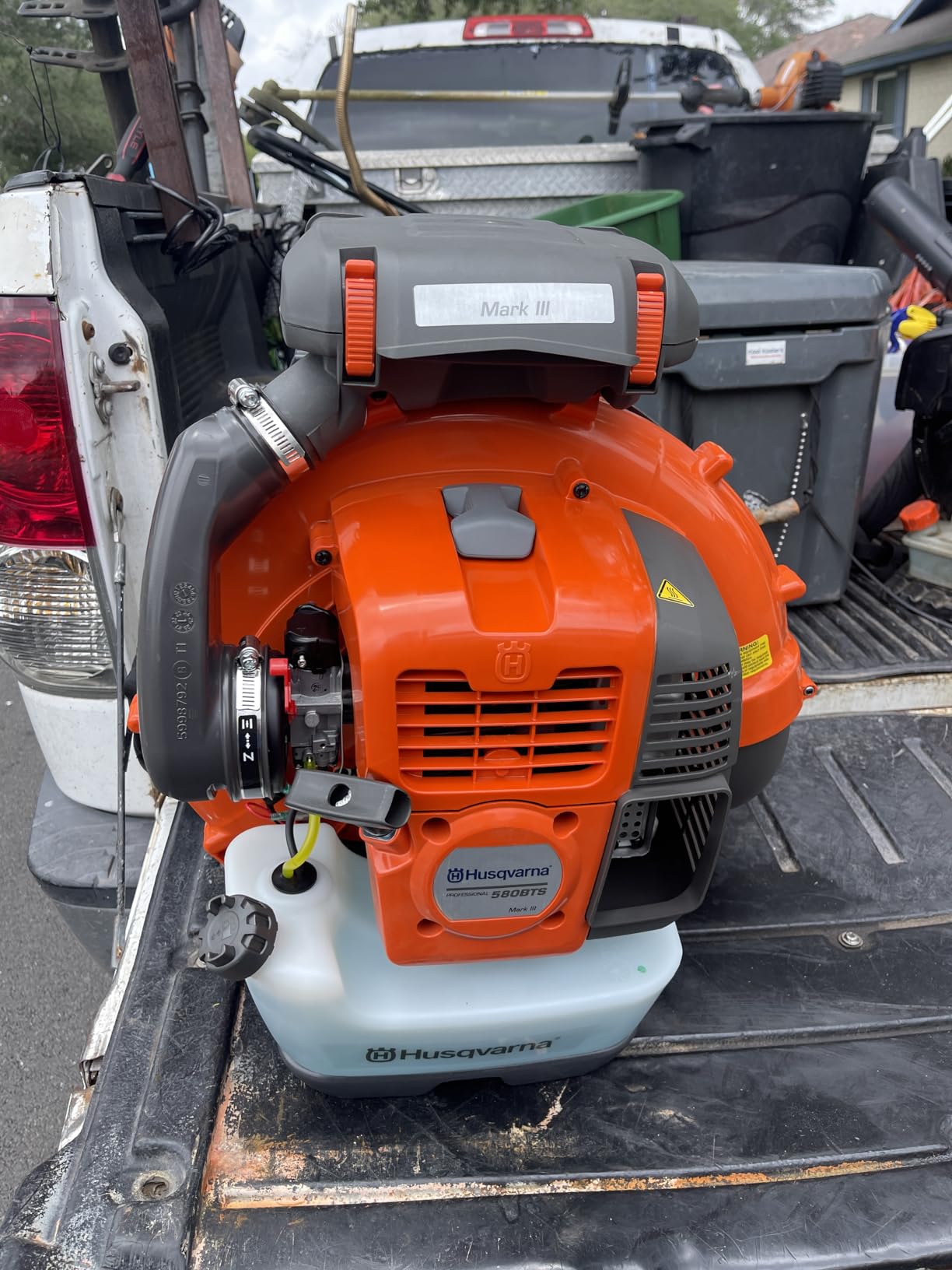 Husqvarna 580BTS Gas Backpack Leaf Blower, 75.6-cc 4.59-HP 2-Cycle, 1000 CFM, 220 MPH customer photo 1