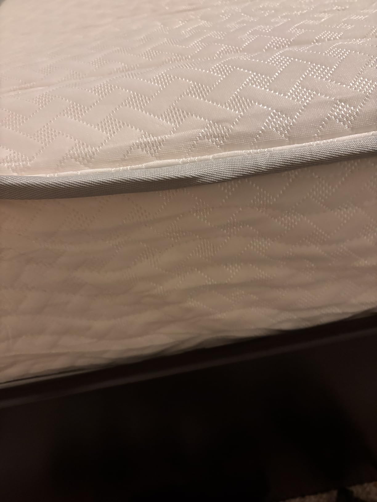 Zinus 8 Inch Foam and Spring RV Mattress, [New Version], Short Queen for RVs, Campers & Trailers, Smaller, More Convenient WonderBox Packaging, Mattress-in-a-Box customer photo 2
