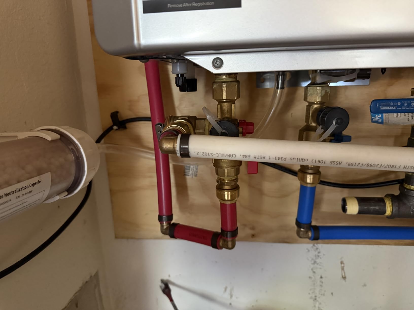 NEW Rinnai RXP199iN Smart Sense Condensing Tankless Water Heater, 199,000 BTU, Up to 11.1 GPM, Natural Gas or Propane, Indoor/Outdoor Installation, Built-In Recirculation Pump customer photo 1