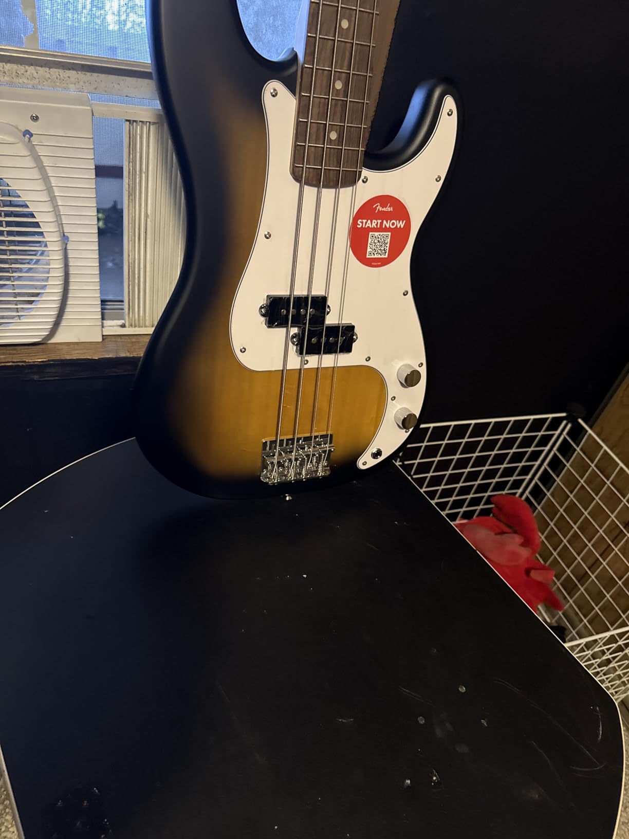 Fender Squier Debut Series Precision Bass Guitar, Beginner Guitar, with 2-Year Warranty, Includes Free Lessons, Black with Matte Finish customer photo 2