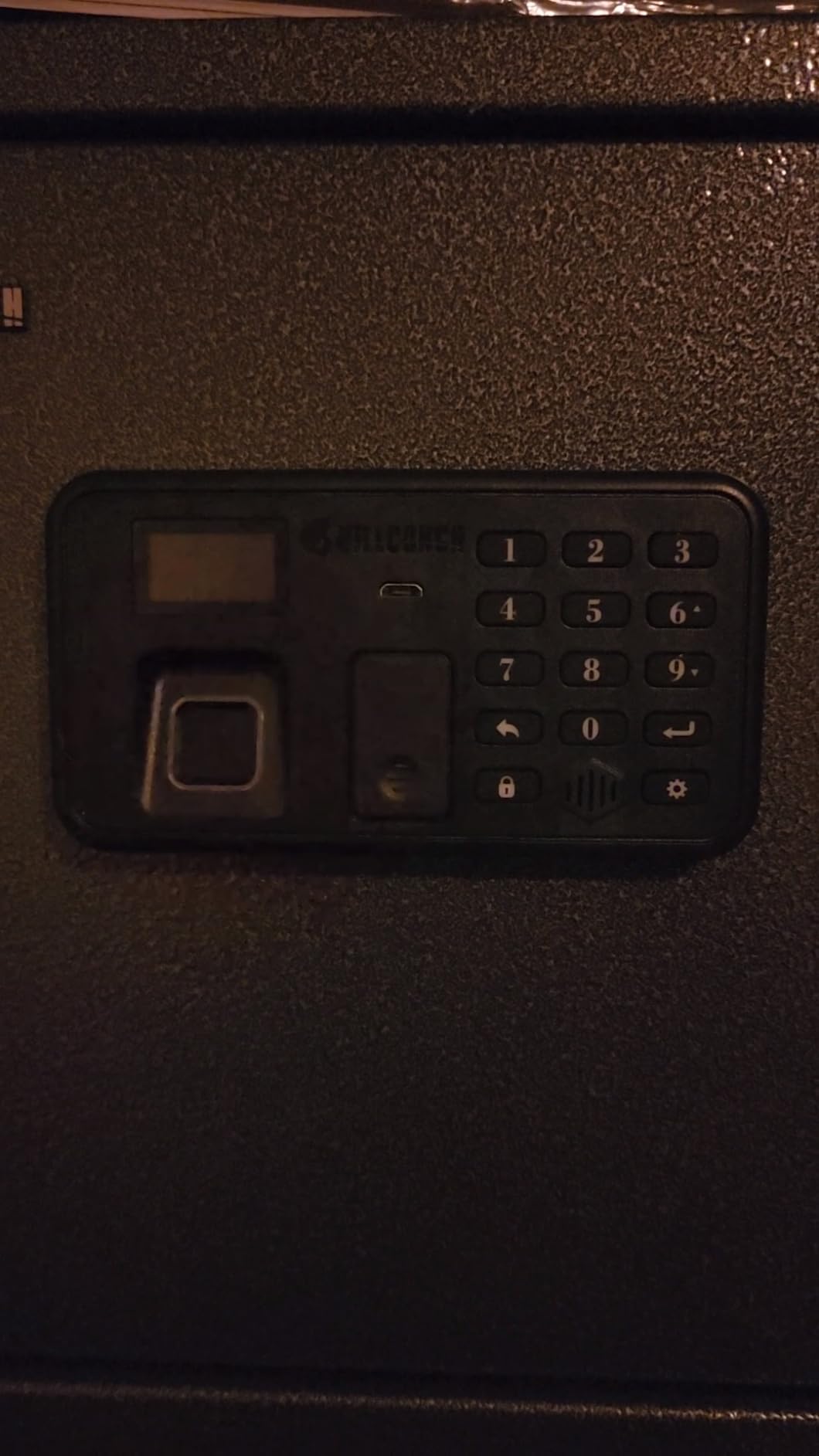 BILLCONCH Biometric Gun Safe for Multiple Handguns Quick Access Pistol Safe | 0.9 Cu Ft Lock Box for Nightstand. Unlock by Fingerprint, Keypad, App or Key. Voice Guide, Silent Mode, LCD Display customer photo 2