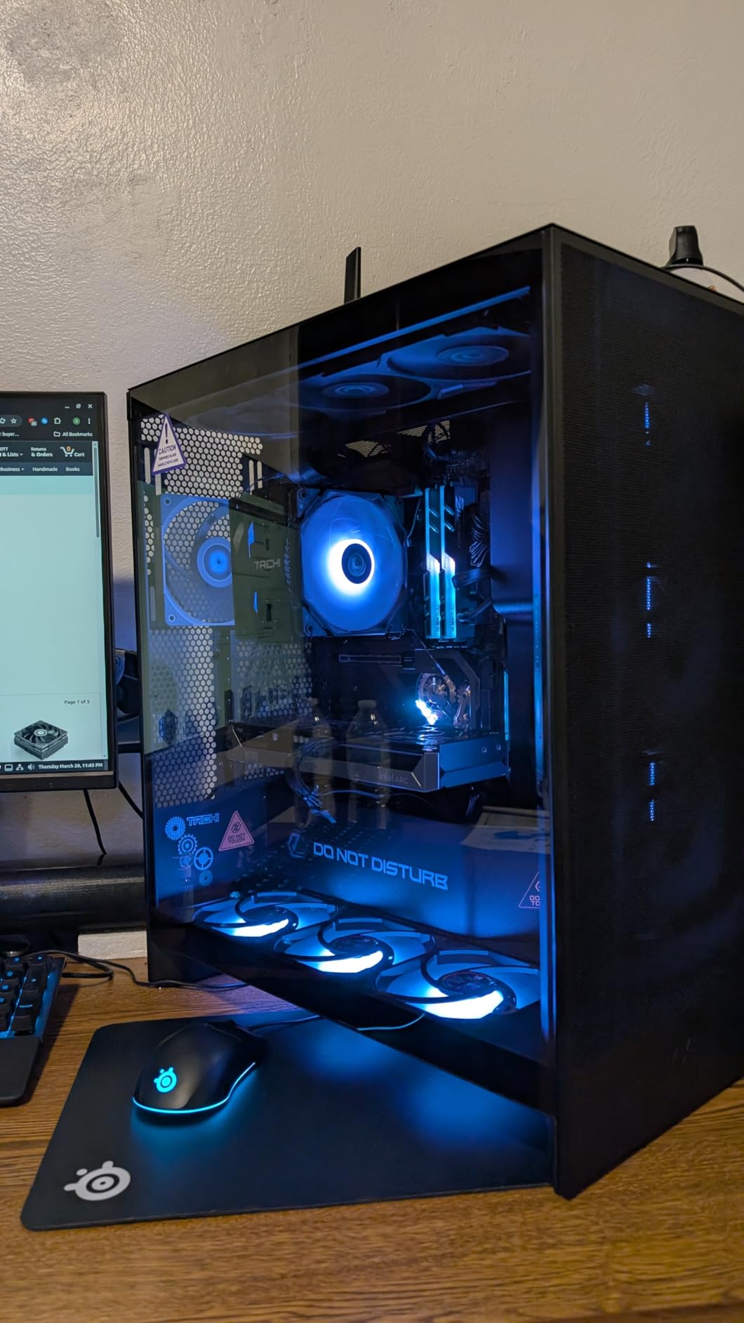 NZXT H7 Flow - Mid-Tower ATX Airflow PC Case - Black | Airflow-first ATX mid-tower. Bottom-mount fans for direct GPU cooling, 420mm front radiator support, clean cable routing customer photo 2