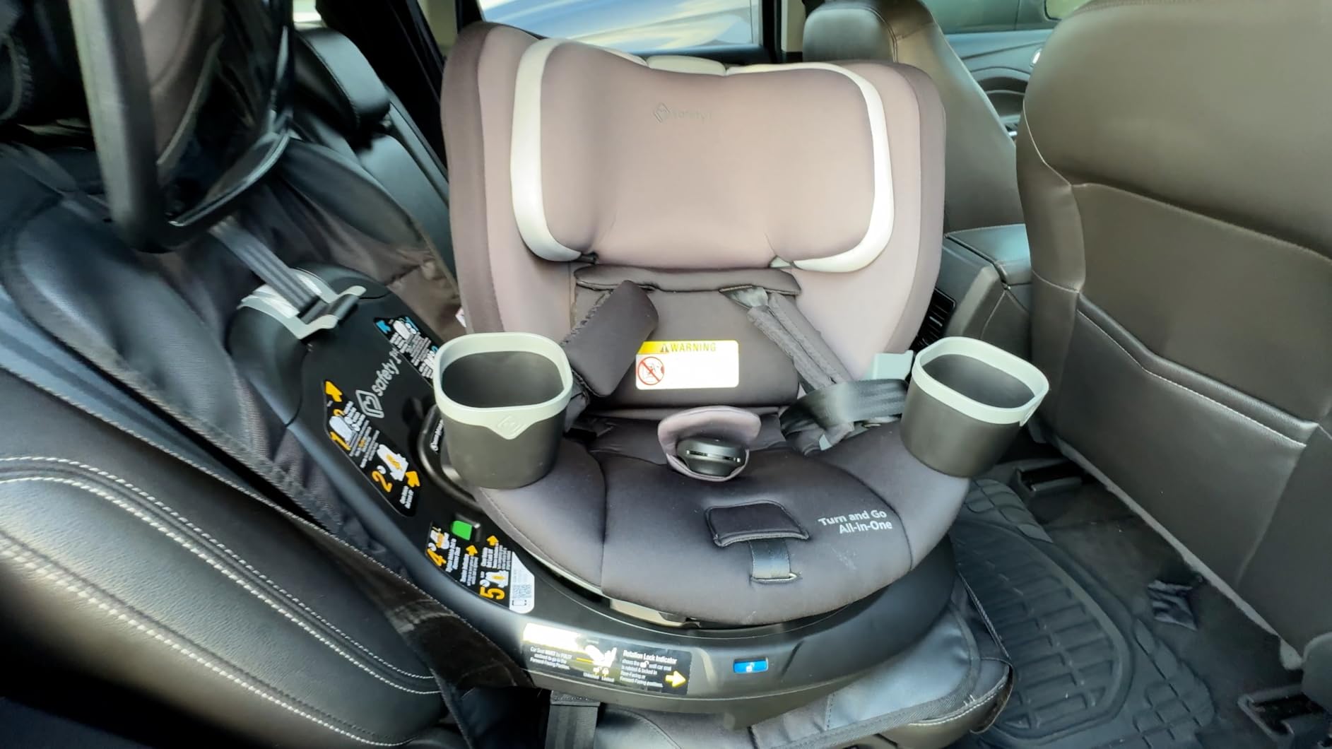 Safety 1st Turn and Go 360 ST Rotating All-in-One Convertible Car Seat, SafetySwivel Technology, SecureTech Installation, 3-in-1 Rear-Facing, Forward-Facing, Booster, 5-100 lbs, Skyline customer photo 2