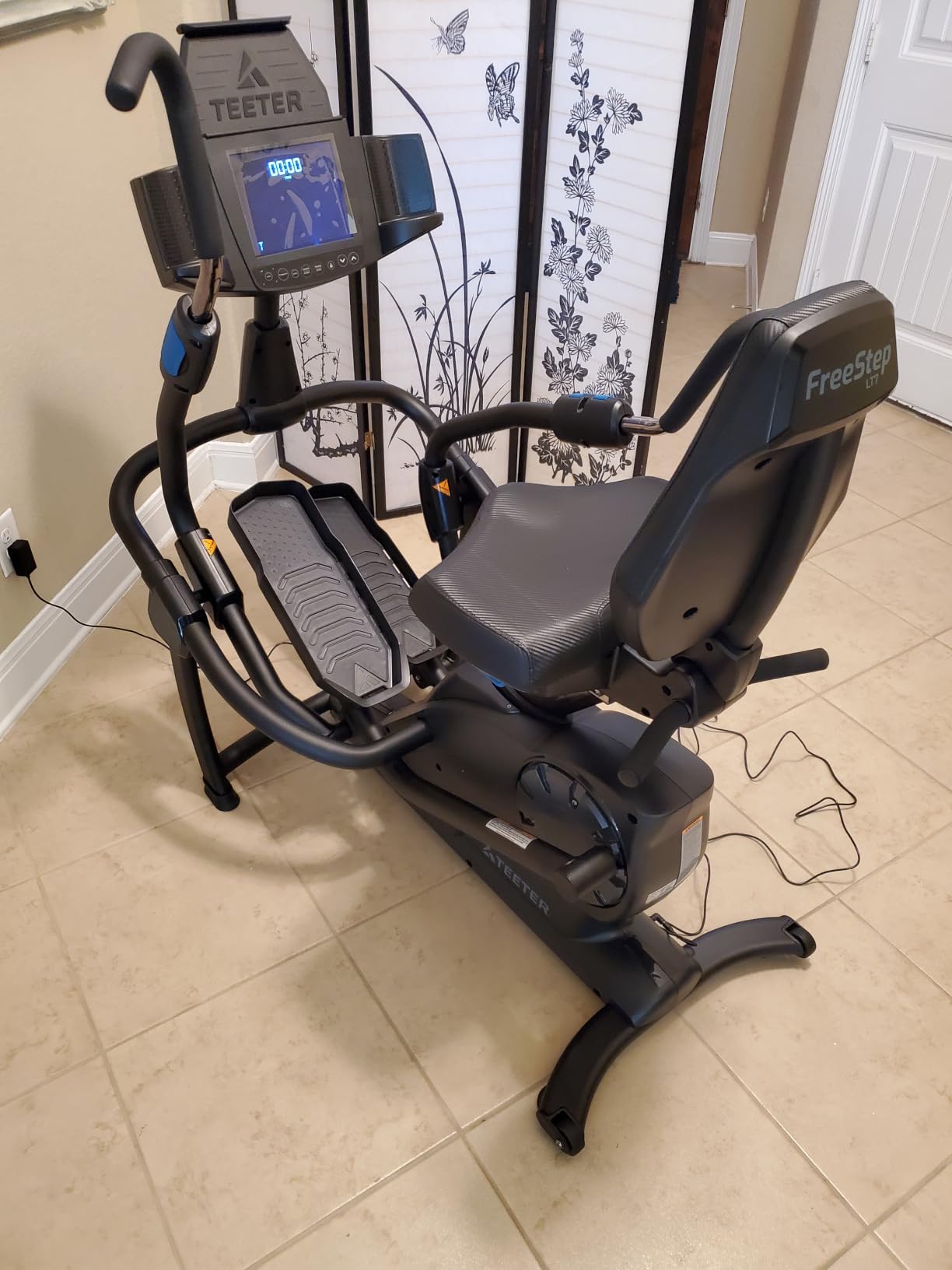 Teeter FreeStep Recumbent Cross Trainer Stepper, Zero-Impact Exercise Bike Alternative w/Patented Physical Therapy Stride, Up to 350lb, Free App w/Trainer Workouts customer photo 1