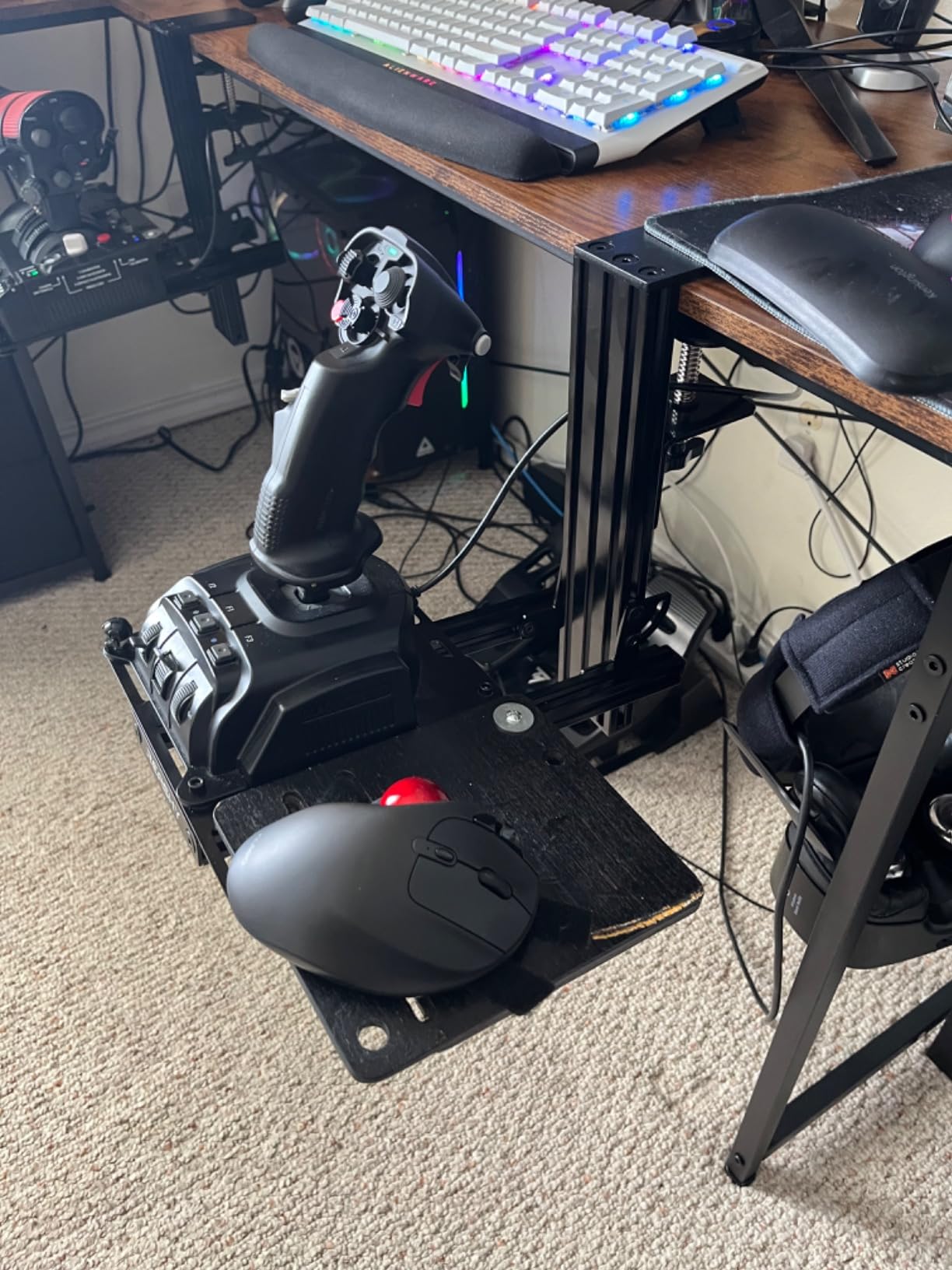 Reashy Hotas Mount, Joystick Mount, Aluminum Flight Stick Desk Mount for Logitech X56, X52, X52 Pro, Thrustmaster T.1600M, TCA, T.Flight Hotas One, 4, X, Airbus, VKB Gladiator Nxt (Red) customer photo 1