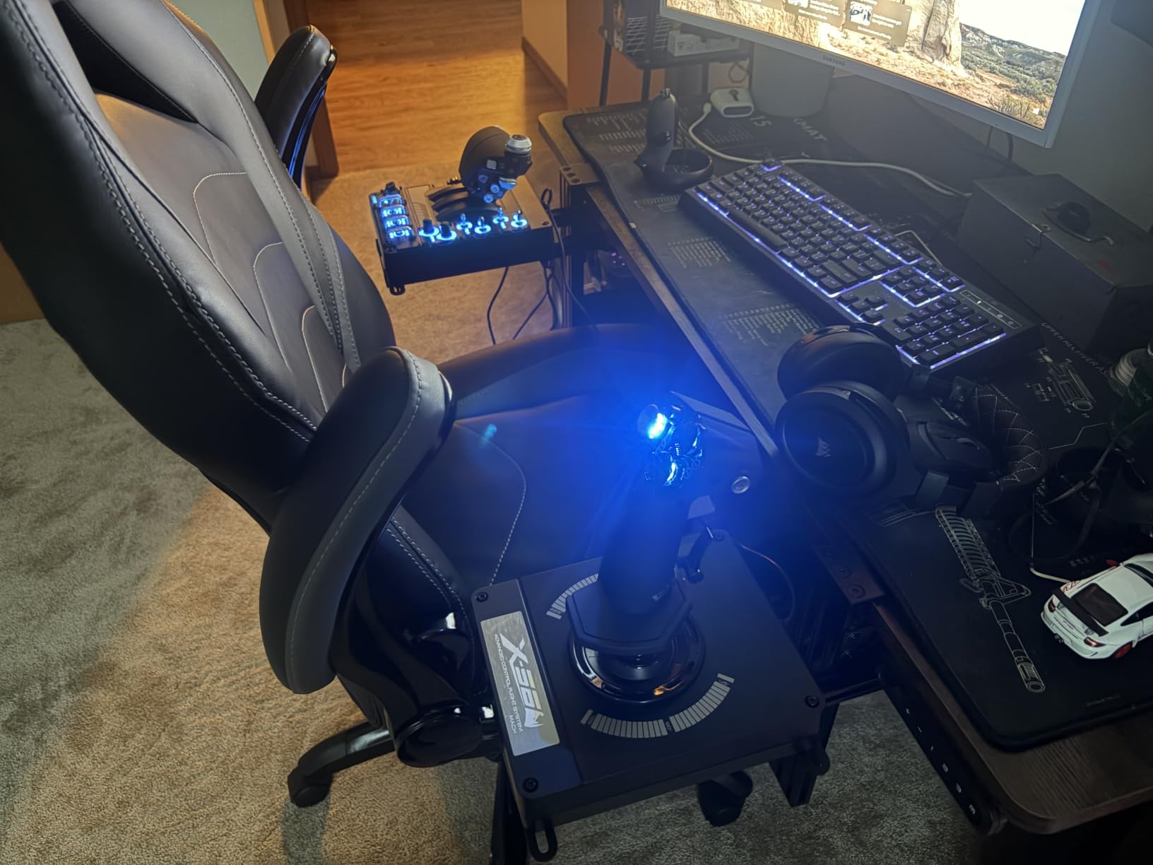 Reashy Hotas Mount, Joystick Mount, Aluminum Flight Stick Desk Mount for Logitech X56, X52, X52 Pro, Thrustmaster T.1600M, TCA, T.Flight Hotas One, 4, X, Airbus, VKB Gladiator Nxt (Red) customer photo 2