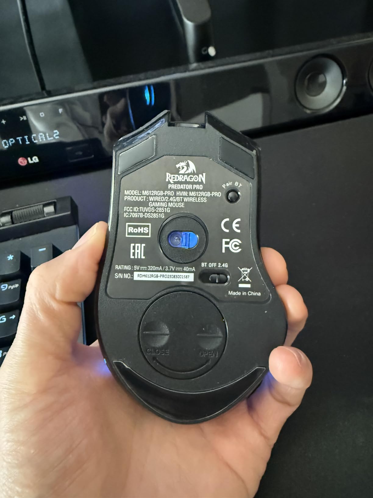 Redragon M612 Wireless RGB Optical Gaming Mouse 8000 DPI Remapping Keys | Cable-Free 0 Delay, Redefine Keybinding Macro, Vibing Backlight, Ergonomic Grip Body Comfort customer photo 1