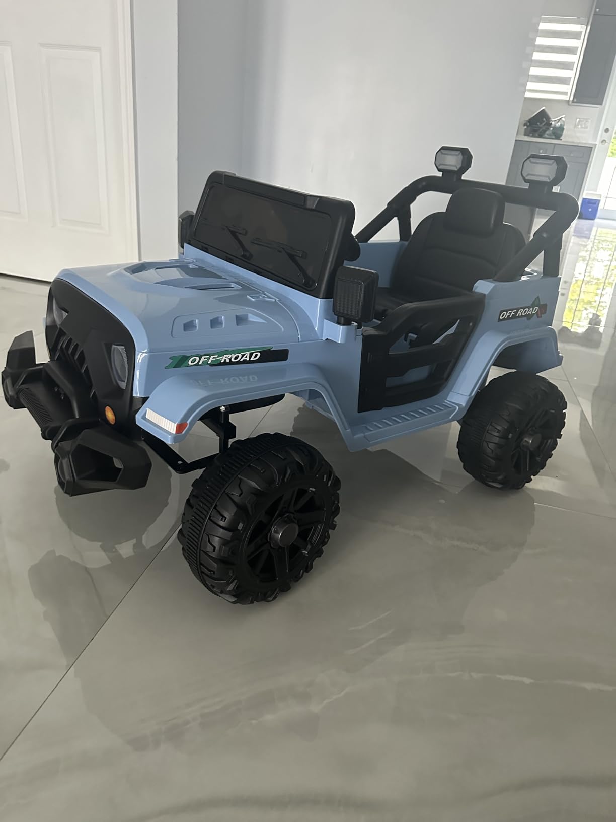 MINIATURE MOTORS 12V Kids Electric Ride on Truck Car Remote Control, Twin 35W Motors 3.5MPH Max Speed, Bluetooth Music Player, 4 Wheels Suspension LED Lights Safety Belt, Gift for Boys & Girls-Black customer photo 2