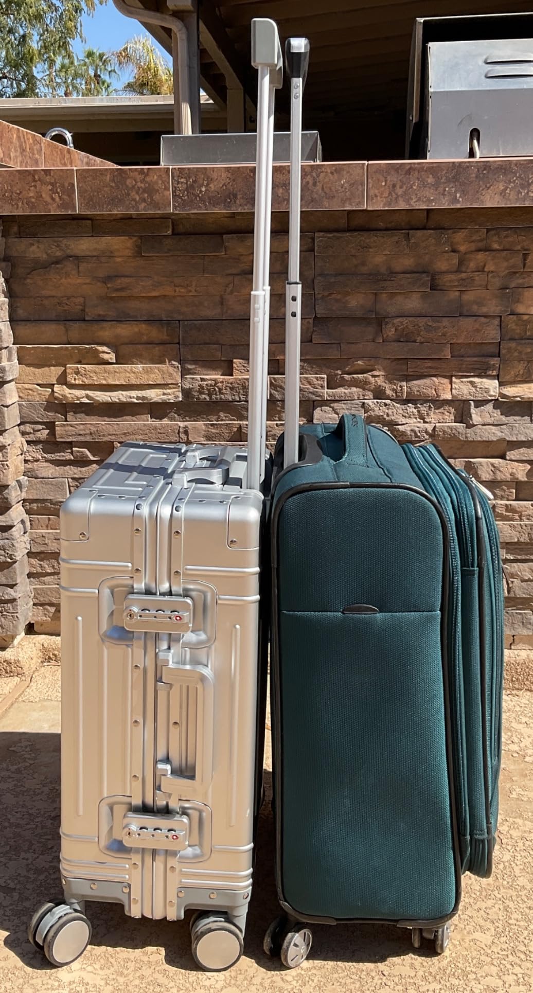 All Aluminum 20'' Luggage with Removable Spinner Wheels,Provide Spare Wheels.Carry on Luggage 22 x 14 x 9 Airline Approved Lightweight Metal Hard Shell Zipperless Suitcase customer photo 2