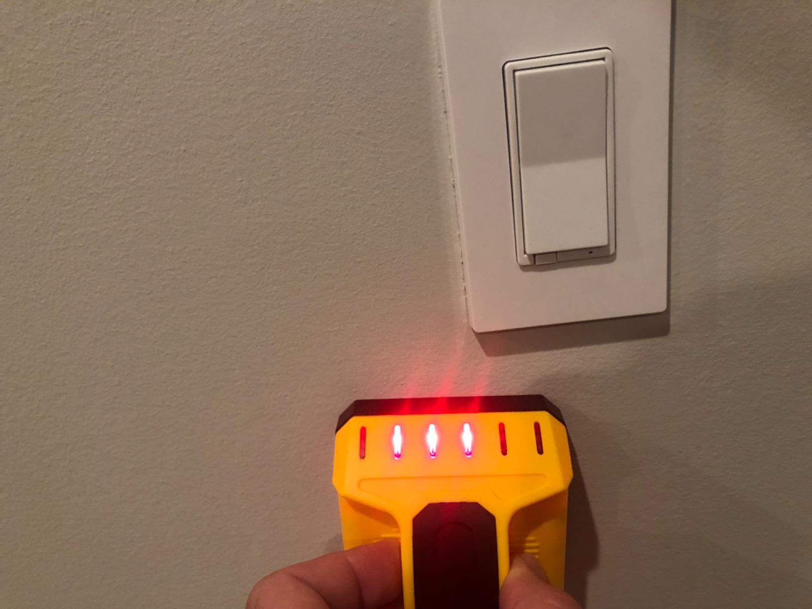 Franklin Sensors ProSensor T9 Stud Finder, 8-Sensor Wall Scanner | Wood & Metal Stud Detector, Made in the USA customer photo 1