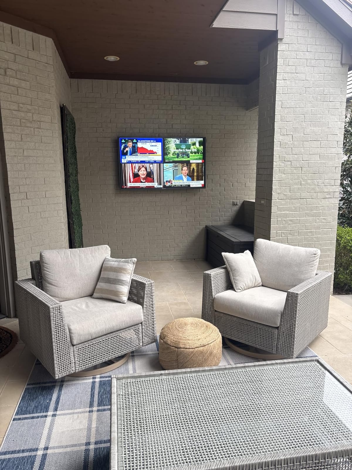 SYLVOX Outdoor TV, 55 inch Waterproof Smart Outdoor TVs, 4K, HDR 10, Weatherproof,1000nits, Voice Assistant Remote, for Partial Sun Area(Deck Pro 3.0, Latest Model) customer photo 1