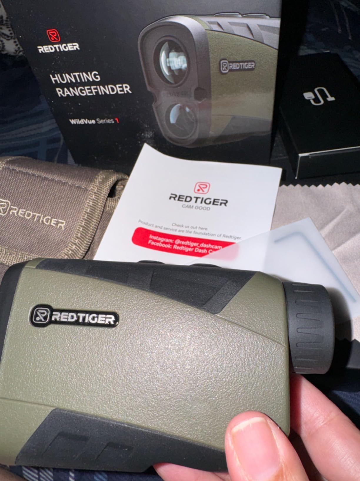 REDTIGER H002 Hunting Rangefinder with Angle & Speed, 1600 Yards | 7X Magnification, Water Resistant, Rechargeable, for Bow Hunting, Shooting & Archery, Clearer and Accurate on Measurement customer photo 1