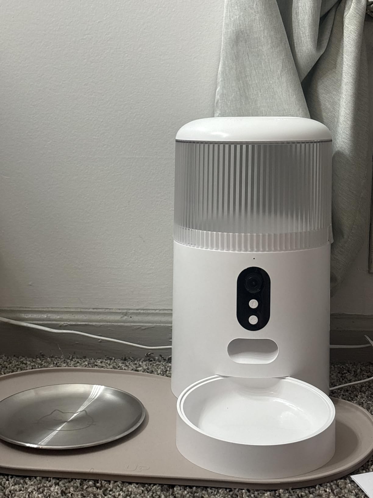Automatic Cat Feeder with Camera, 3MP HD Video & Night Vision, 5G/2.4G WiFi Smart Pet Feeder with APP Control, 2-Way Audio, Motion Alerts, Low Food Sensor, Timed Cat Feeder for Cats & Dogs, 4L customer photo 1