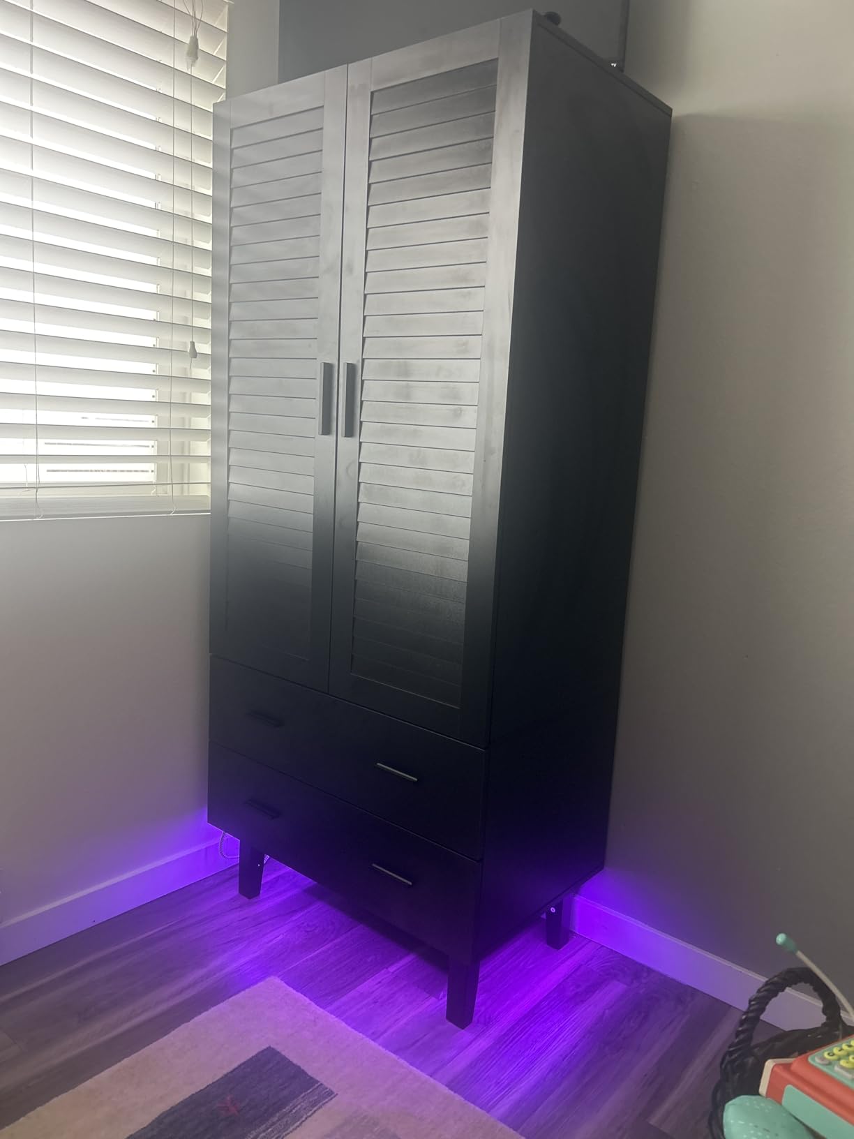 jiteentarou 4 Door Armoire Wardrobe Closet Cabinet with Drawers and LED Lights, Multi-Tier Shelves, Hanging Rod & 4 Louver Doors, Large Capacity Storage Wardrobe Armoire for Bedroom (4 Doors White) customer photo 2