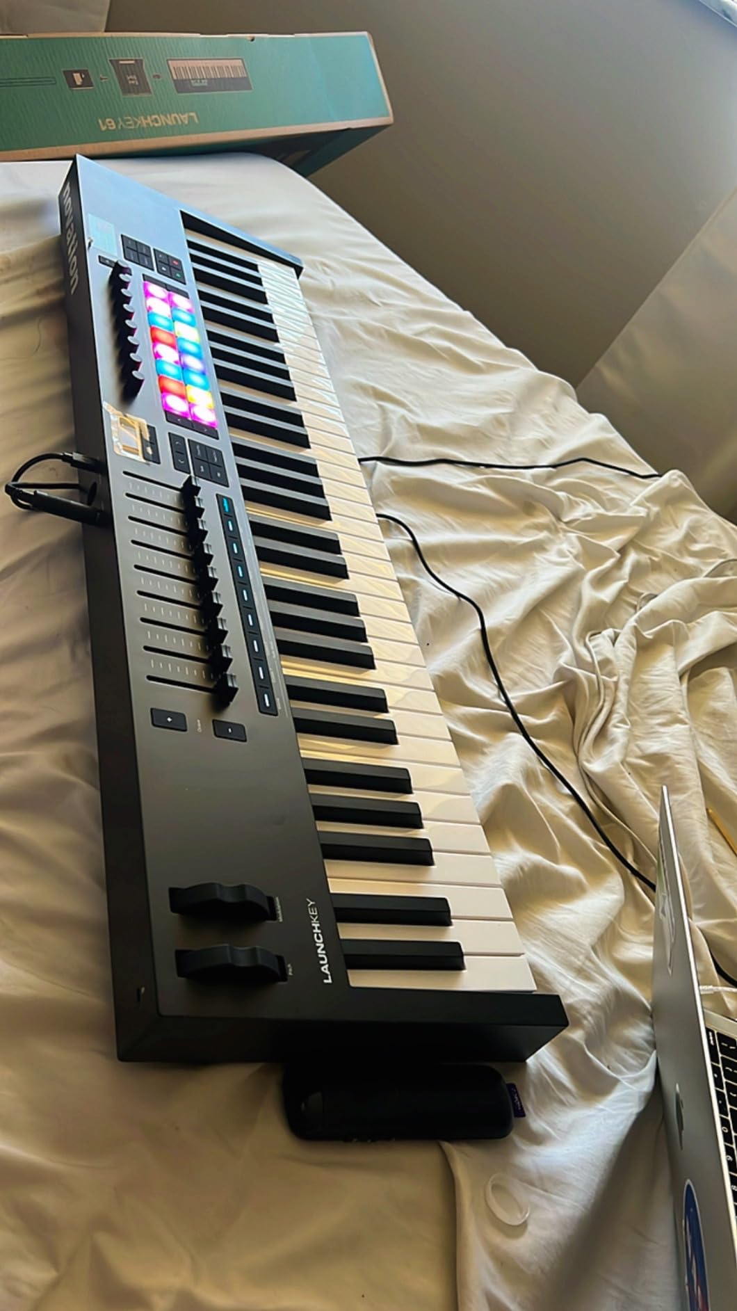 Novation Launchkey 61 MK4 - 61 key Semi-Weighted USB MIDI Keyboard Controller with DAW Integration, Chord & Scale Modes, 16 Pads with Polyphonic Aftertouch customer photo 2
