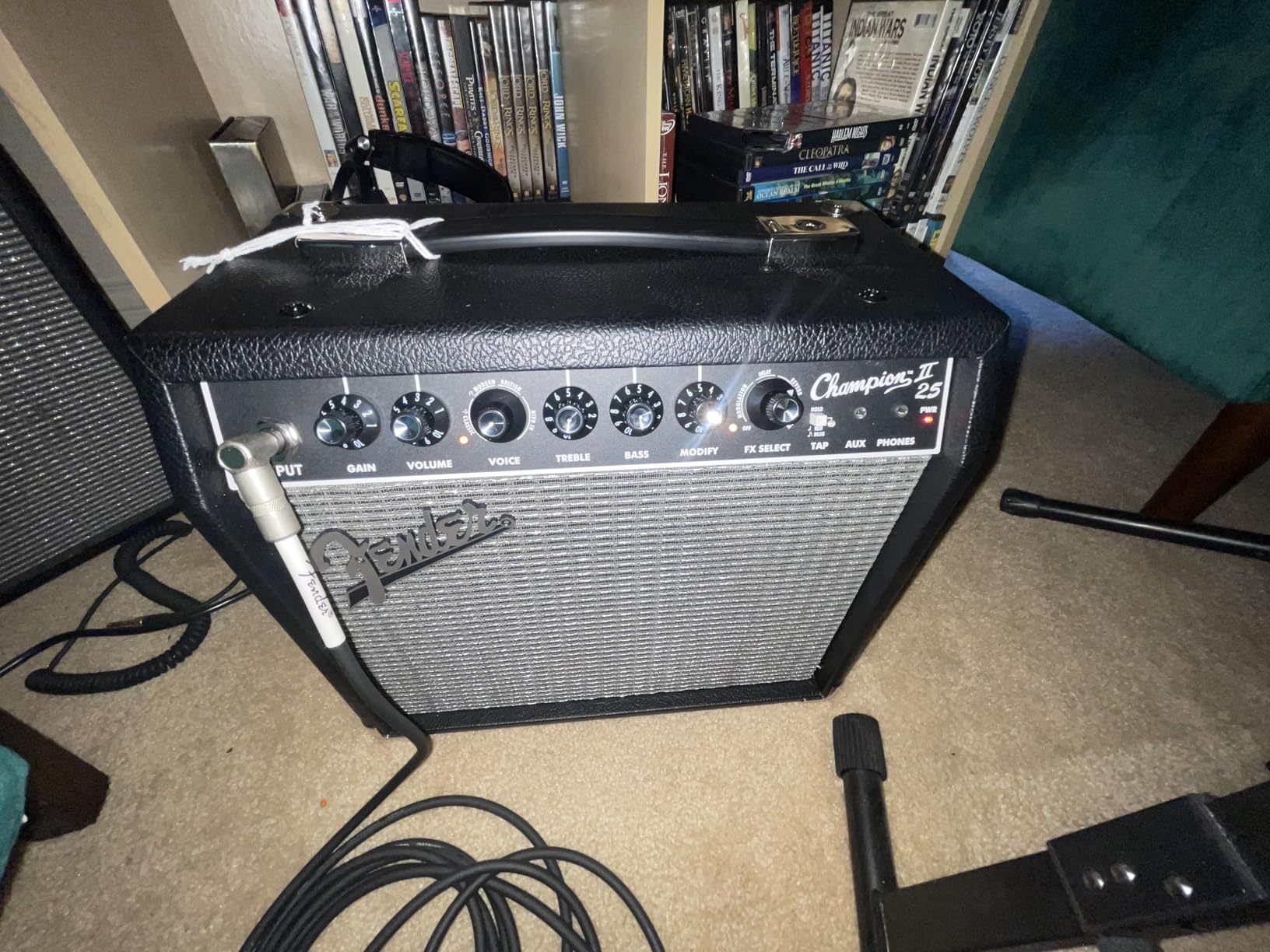 Fender Champion II 25 Electric Guitar Amplifier, 25-Watt Combo Amp with 8