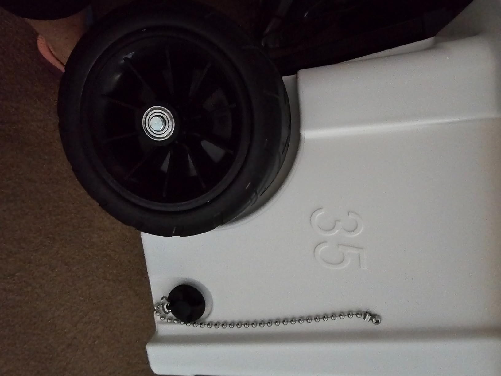 Hogg Rotomolded Cooler with Wheels, Wheeled Ice Chest customer photo 1