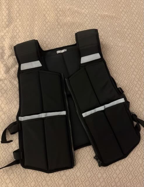 45lb/35lb/19lb Weighted Vest Men Women, Adjustable Rucking Vests with Zipper/Removable Silicone Weights customer photo 1