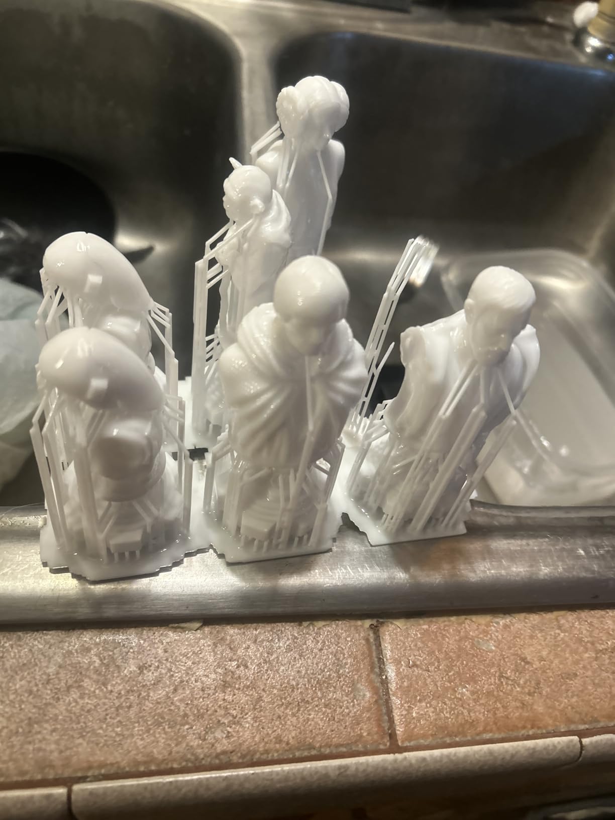 ANYCUBIC Photon Mono 4, Resin 3D Printer with 7'' 10K Mono LCD Screen | Stable LighTurbo Light Source and 70mm/h Fast Printing, Print Volume 6.04'' x 3.42'' x 6.49'' customer photo 2