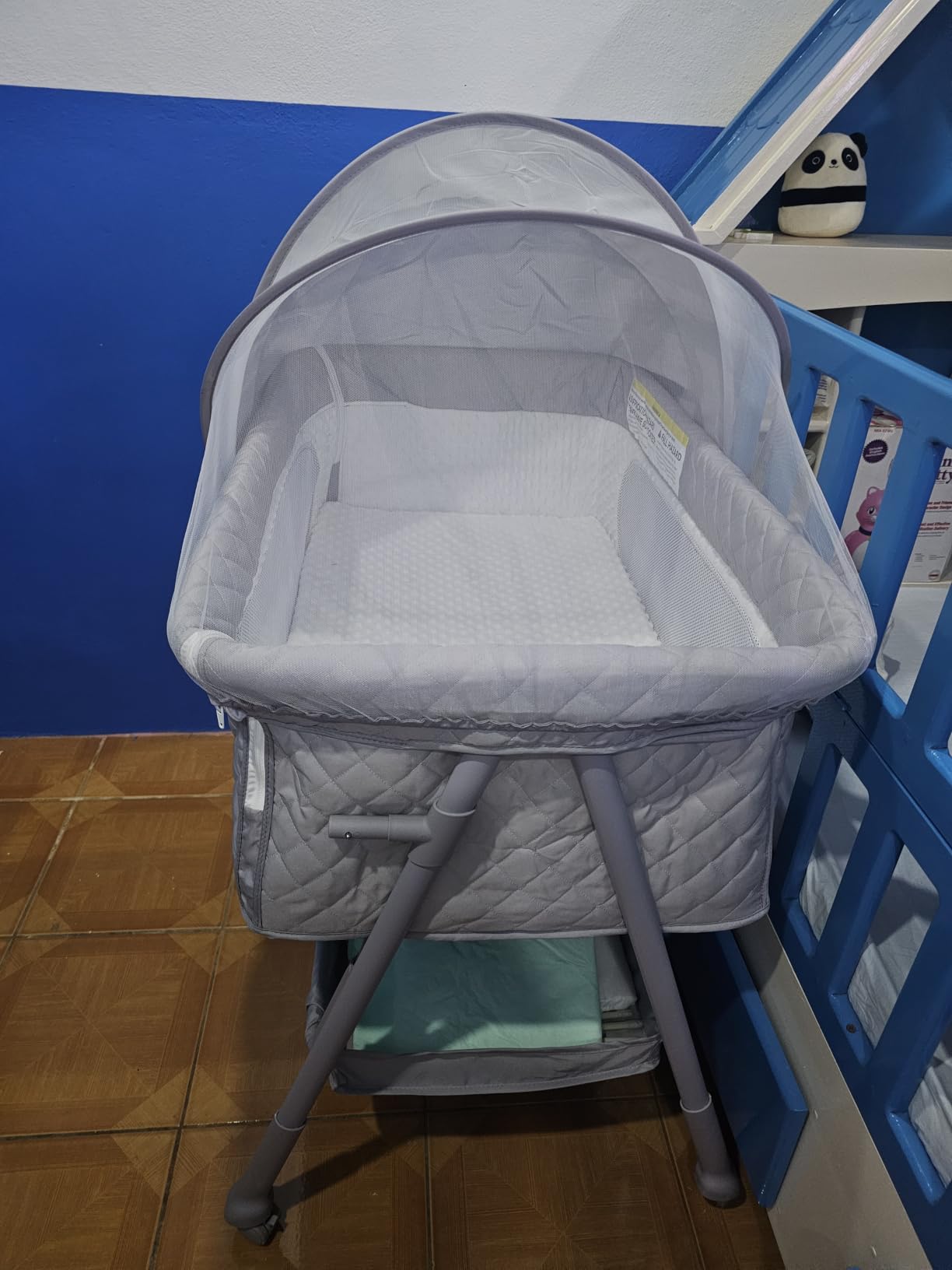 Baby Crib, Baby Bassinets Bedside Sleeper with Breathable Mesh & Mattress, Easy Move Crib for Newborns with Lockable Wheels, 4-Adjustable Height Bedside Bassinet (Beige) customer photo 2