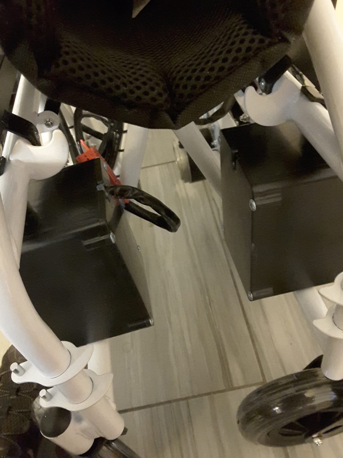Rubicon DX01 All-Terrain Foldable Electric Wheelchair - 500W Motor, 12 mi Range, 300 lbs Capacity. Durable, Powerful. Silla de Ruedas Electrica para Adultos, Supports up to 300 lbs. (Model3) customer photo 2