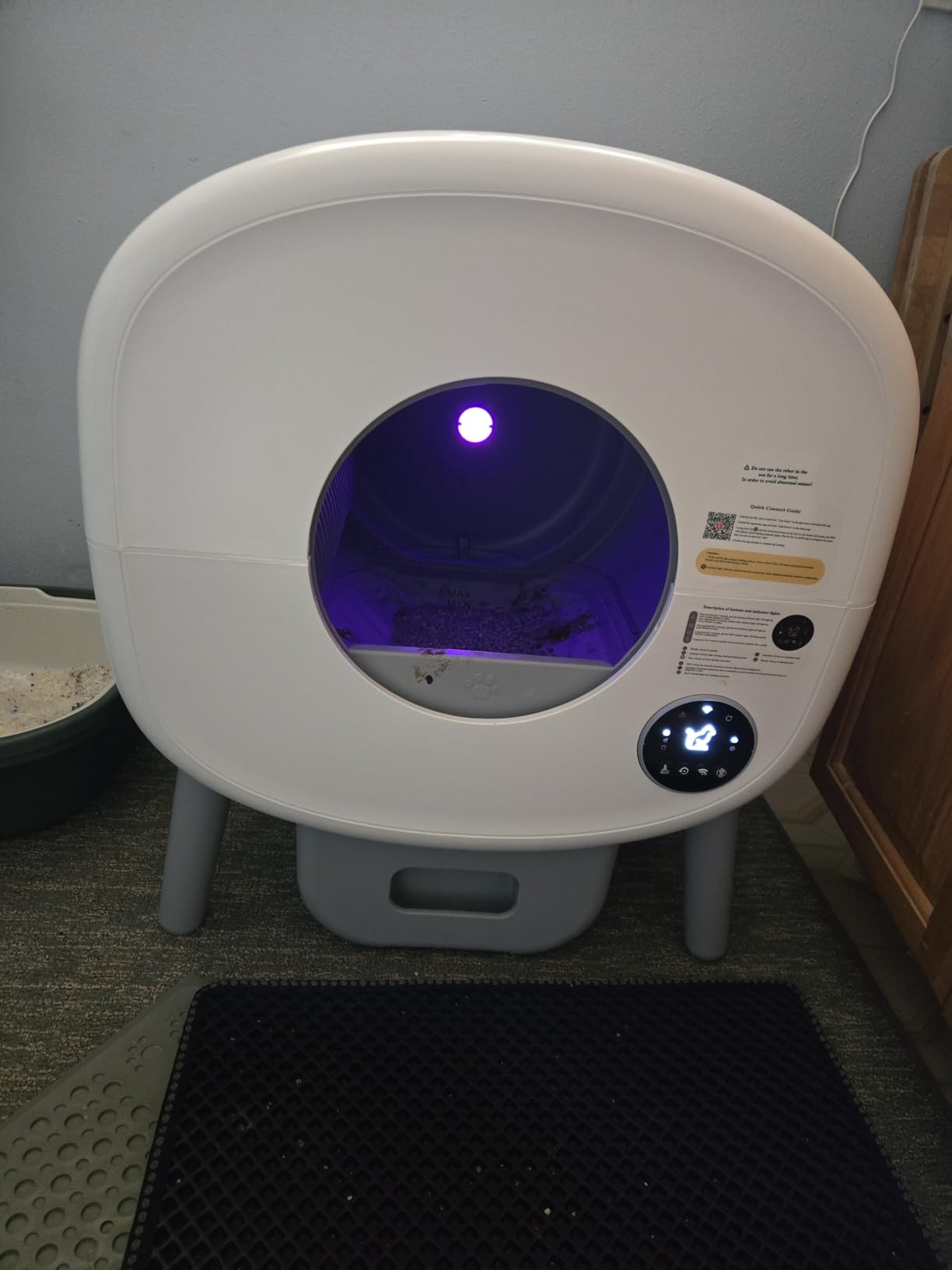 Cumrige Self Cleaning Litter Box, Large Capacity Automatic Cat Litter Box Self Cleaning for Cats, App Control, Safety Protection, 2 Roll Garbage Bags, White & Grey customer photo 2