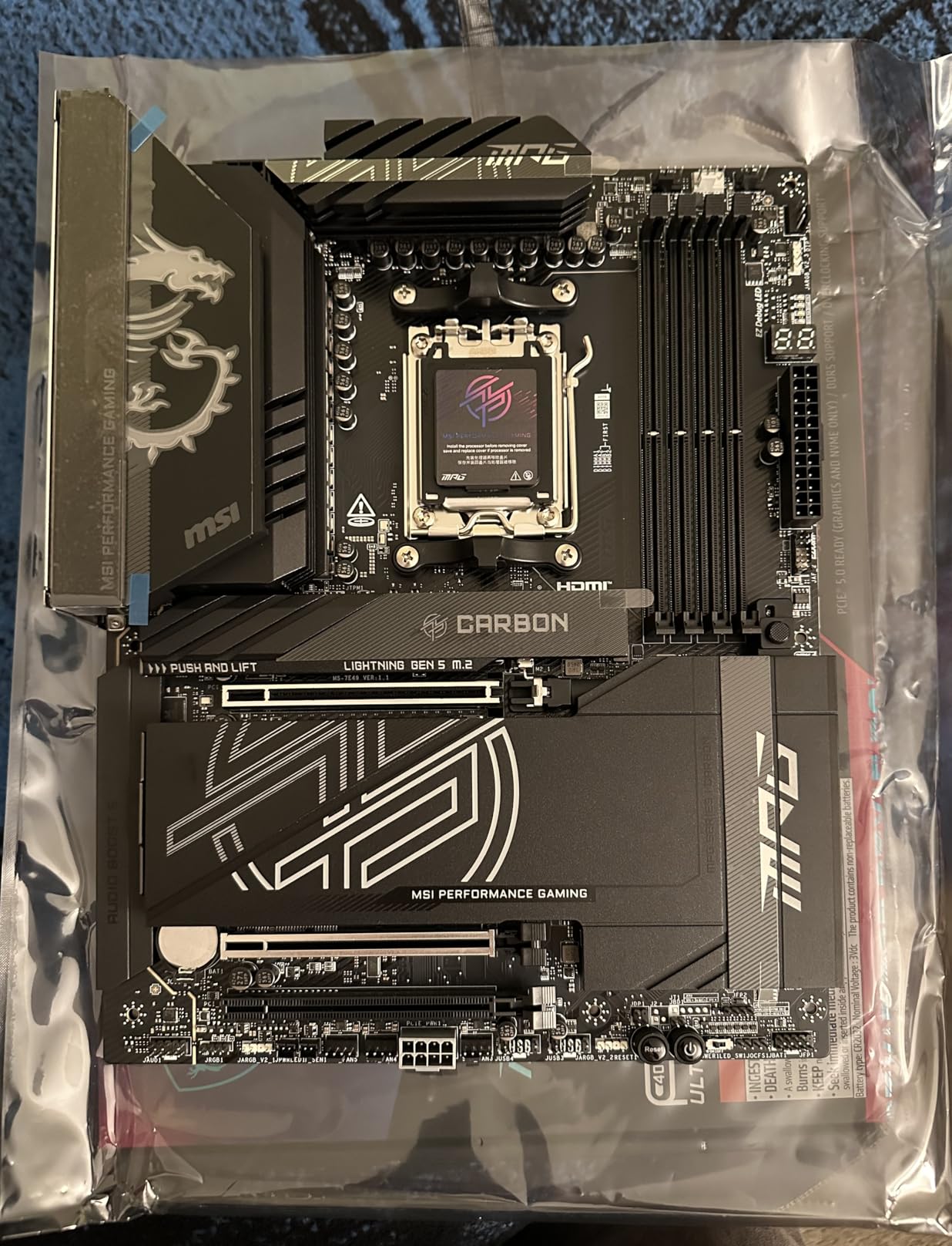 MPG X870E Carbon WiFi Gaming Motherboard (AMD Ryzen 9000/8000/7000 Series Processors, AM5, DDR5, PCIe 5.0, M.2 Gen5, SATA 6Gb/s, USB 40Gbps, HDMI, Wi-Fi 7, Bluetooth 5.4, 5Gbps LAN, ATX) customer photo 1