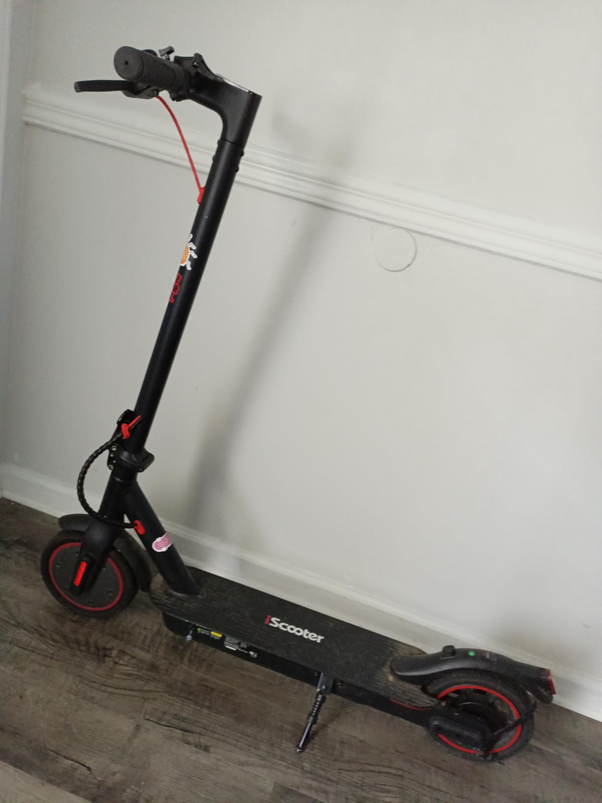 iScooter Electric Scooter for Adults, Foldable E-Scooter for Commuting | Cruise control, Smart App, dual braking, LED lights, and easy folding for daily commuting, campus travel and city rides customer photo 2